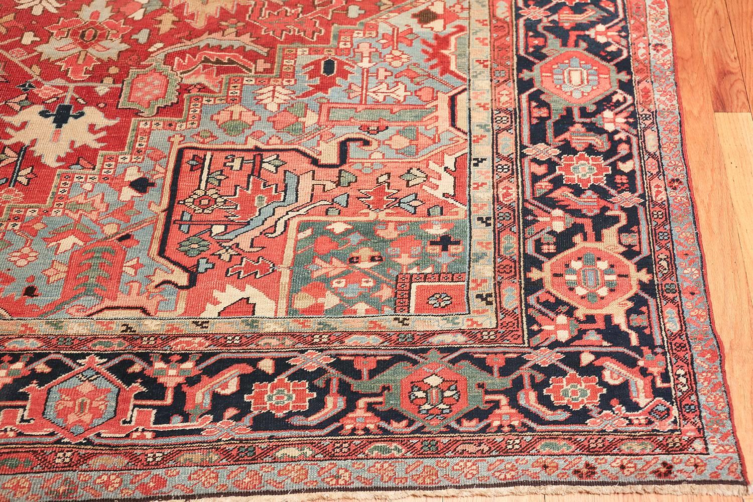 Hand-Knotted Room Size Geometric Antique Persian Heriz Rug. Size: 11 ft x 14 ft 4 in