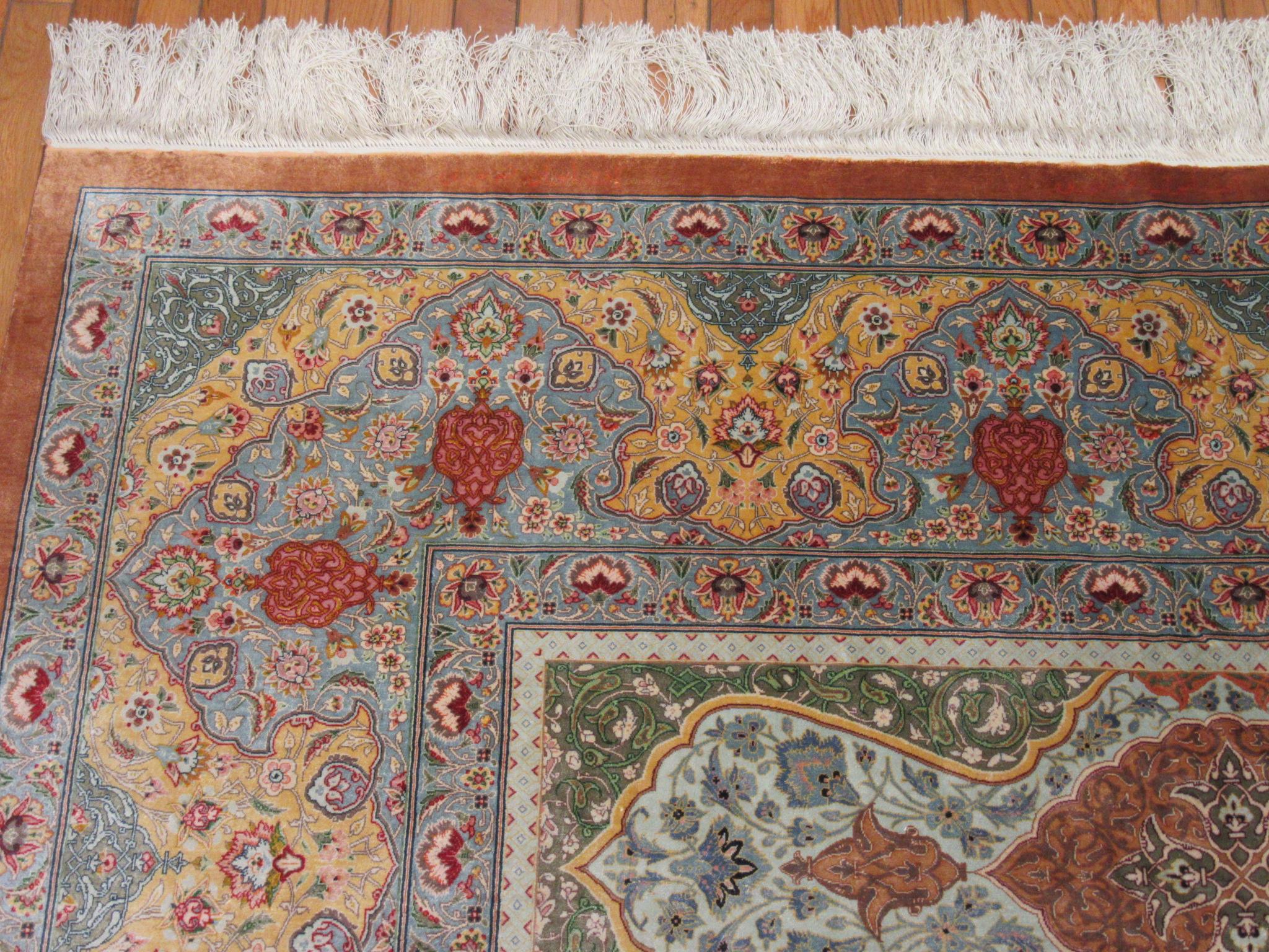 Room Size Hand Knotted Pure Silk Blue, Red Green Persian Qume Rug In Excellent Condition For Sale In Atlanta, GA