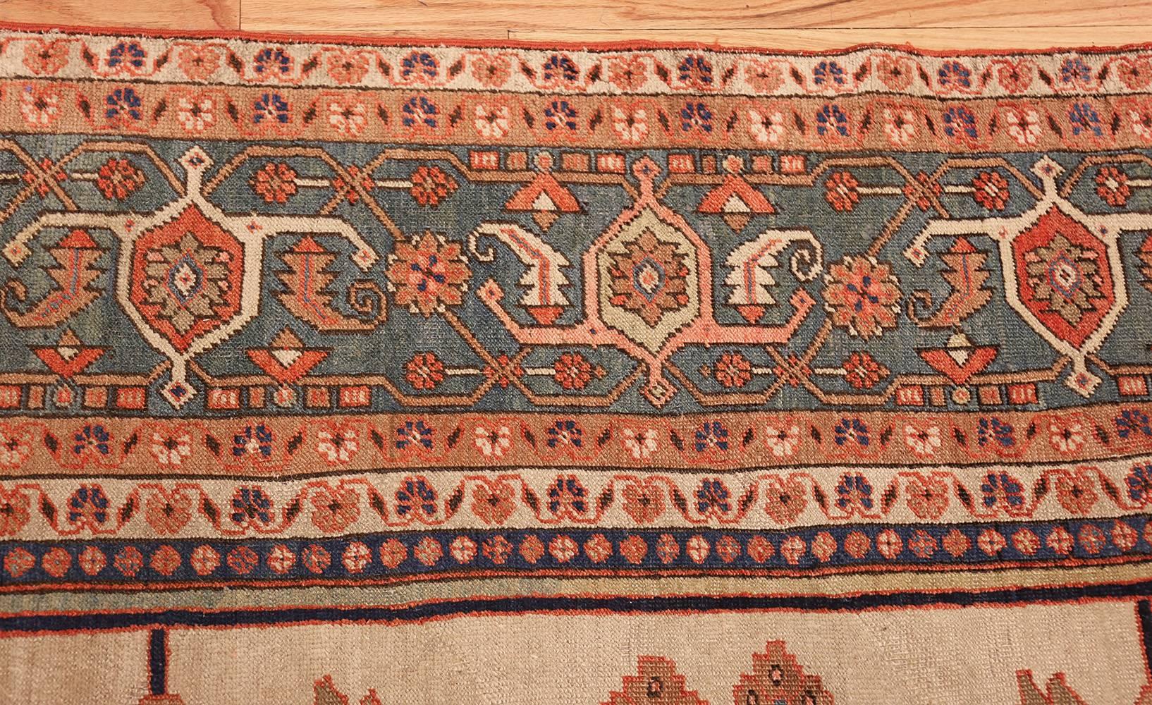 Antique Serapi Persian Rug. Size: 9 ft 9 in x 12 ft  For Sale 2