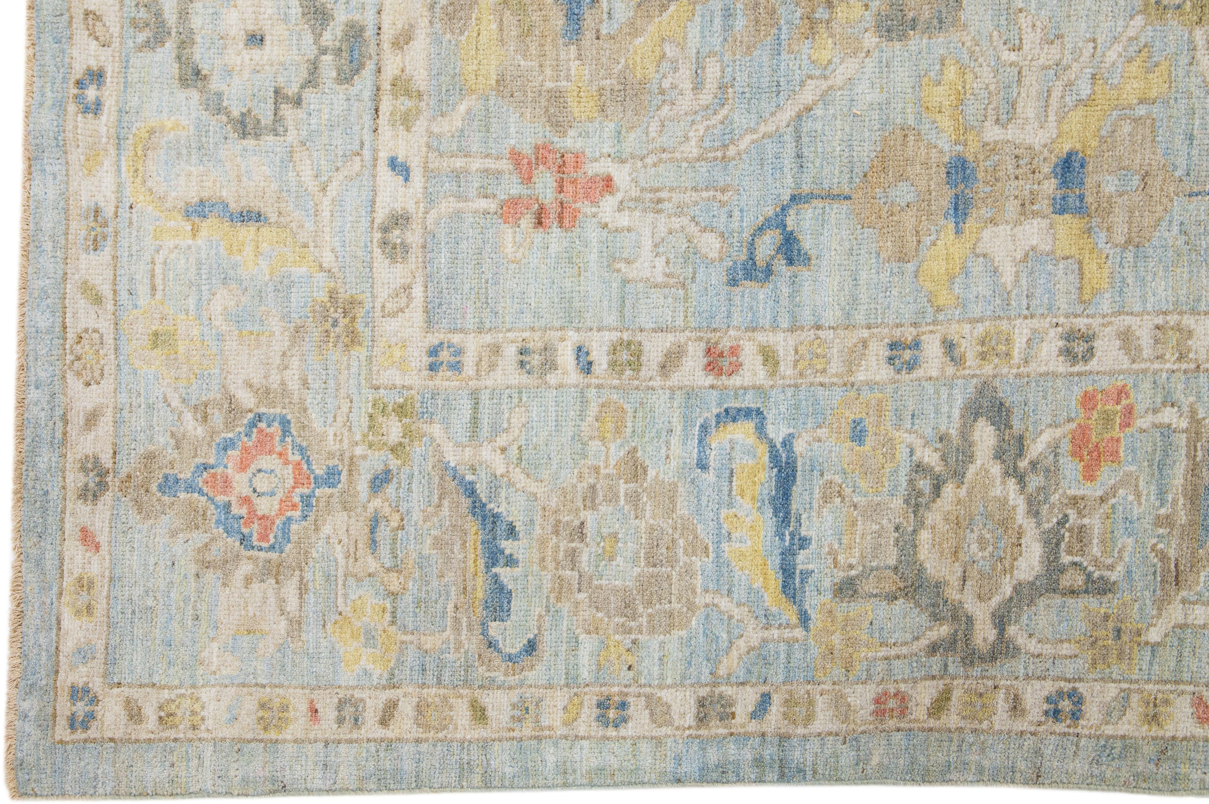 Tamaño de la habitación Alfombra de lana Sultanabad Floral Moderna Azul Claro en Nuevo estado para la venta en Norwalk, CT