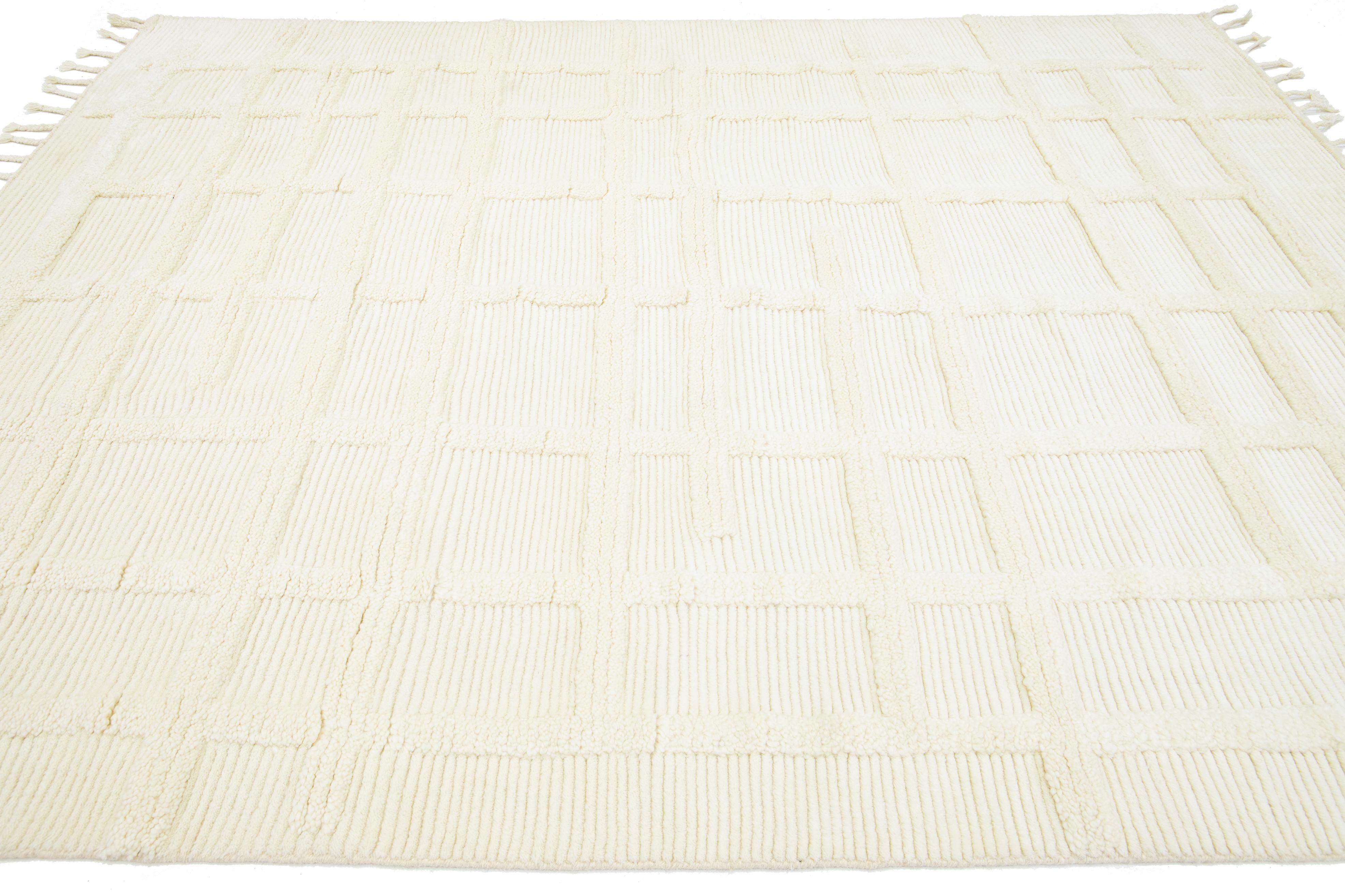 Pakistani Room Size Modern Moroccan Style Ivory Wool Rug With Geometric Pattern For Sale