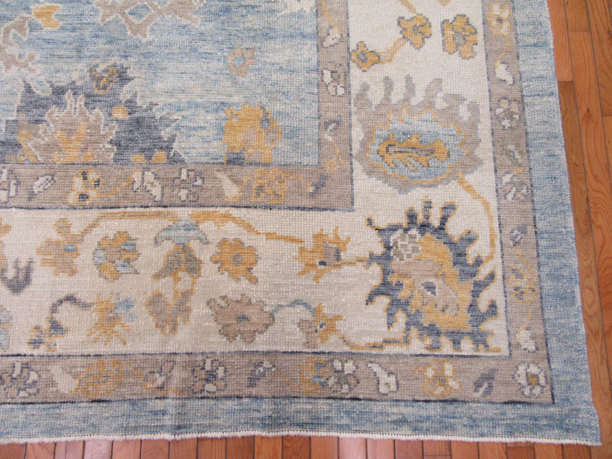 Room Size New Hand Knotted Turkish Oushak Rug In New Condition In Atlanta, GA