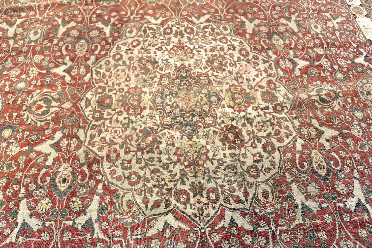 Wool Antique Persian Tabriz Rug. Size: 10 ft 6 in x 14 ft 4 in  For Sale