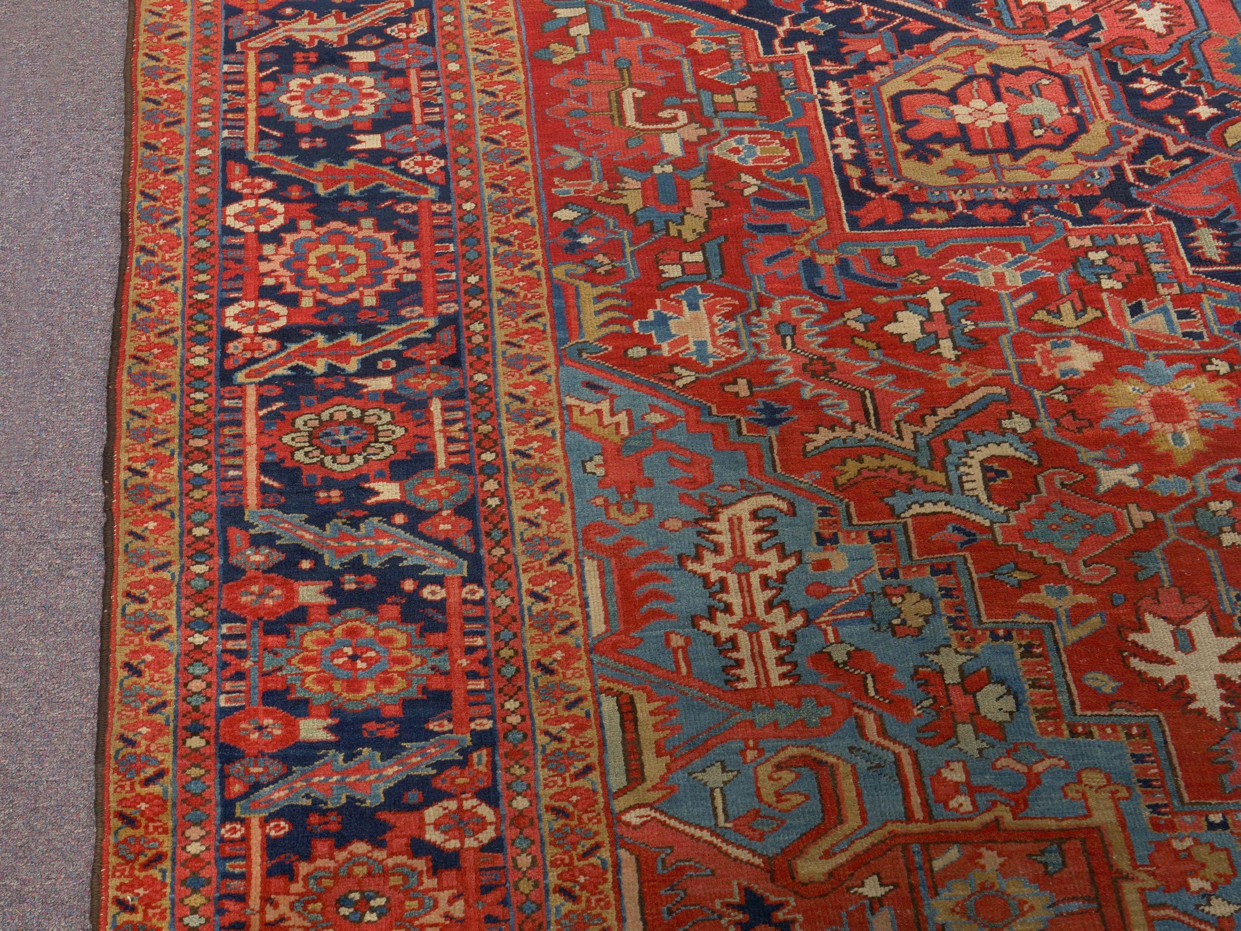 Room-Size Semi-Antique Heriz Rug Carpet, circa 1930 2