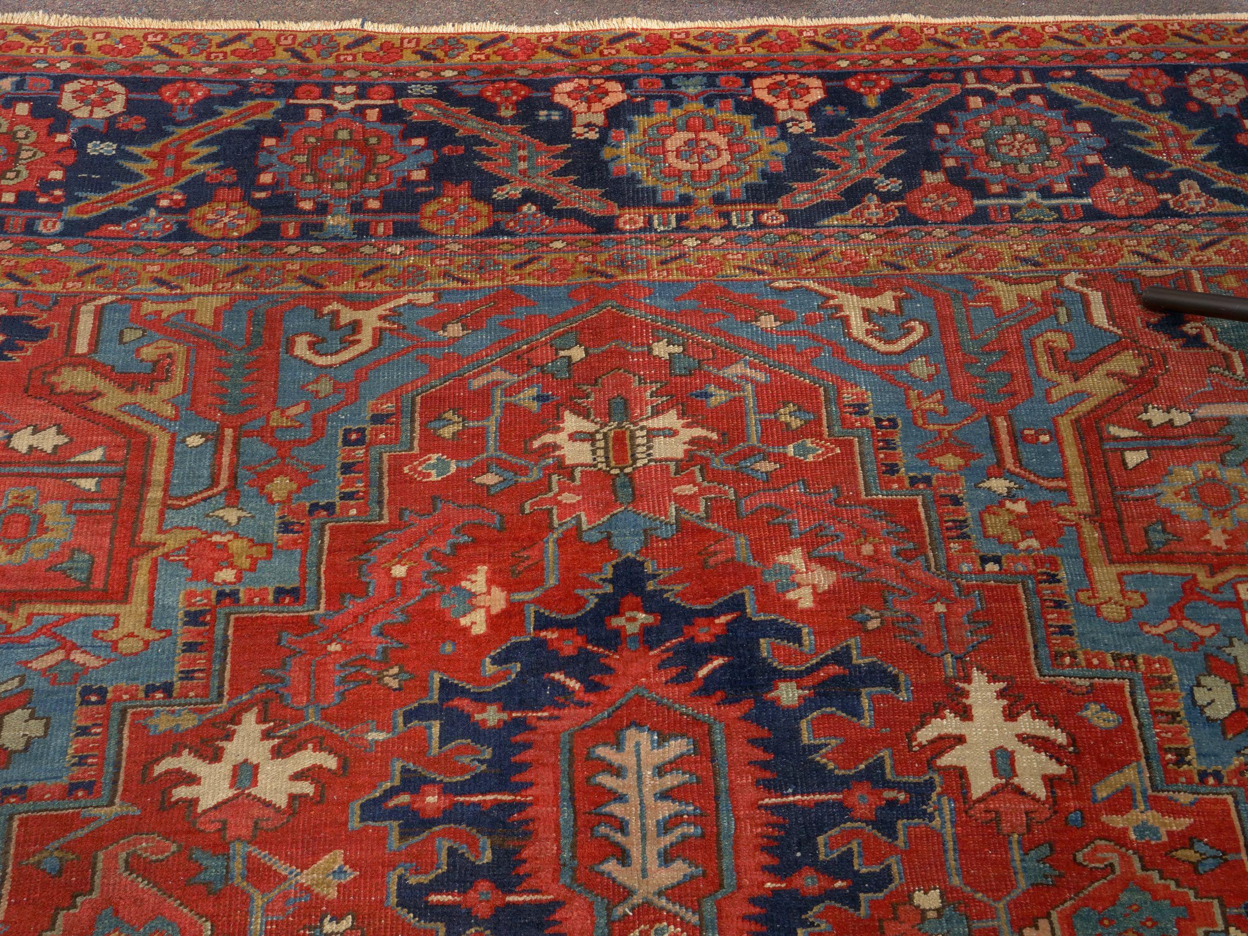 Room-Size Semi-Antique Heriz Rug Carpet, circa 1930 4