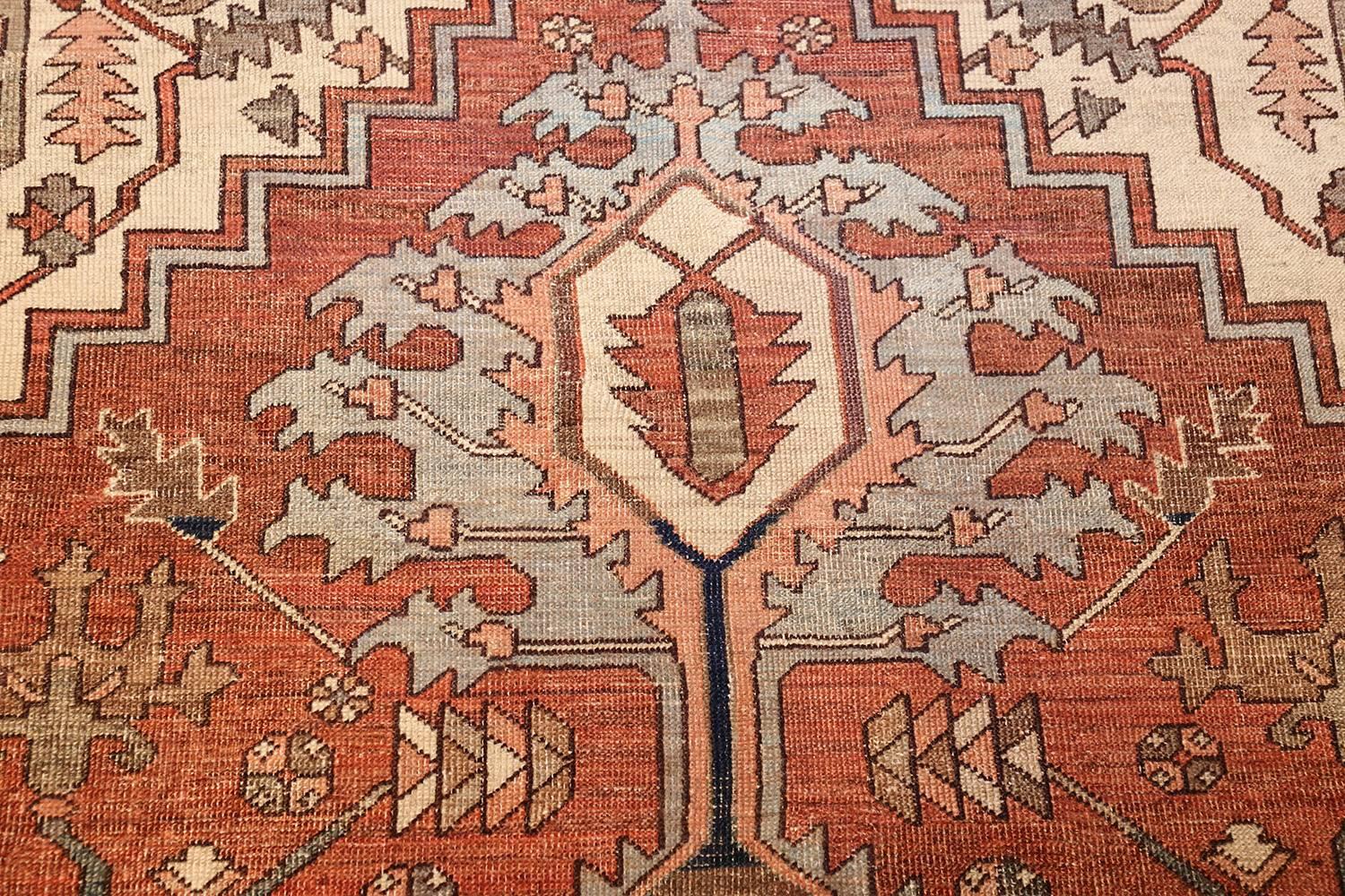 Heriz Serapi Room Sized Antique Persian Serapi Carpet. Size: 9 ft 9 in x 12 ft 10 in