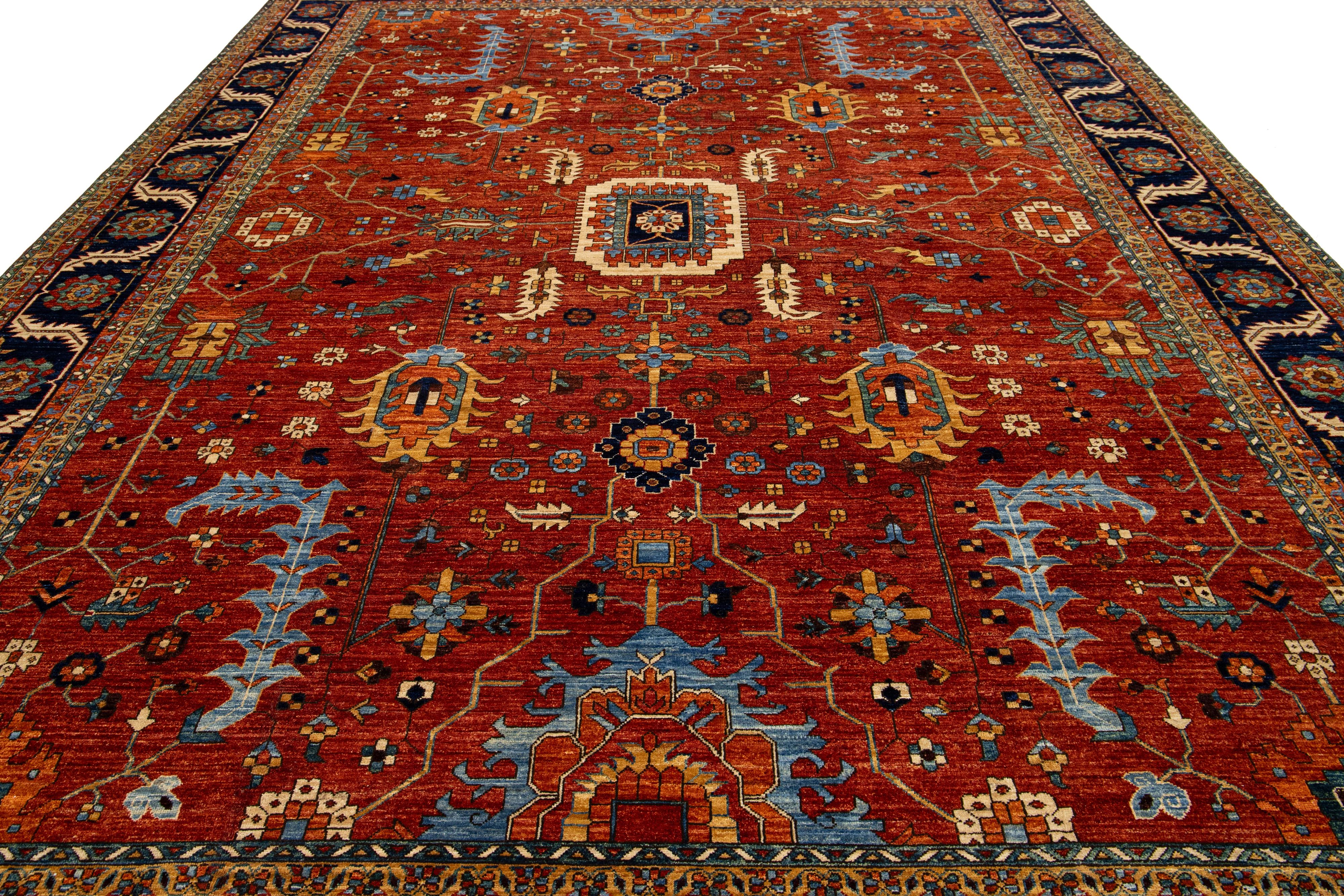Alfombra moderna de lana de estilo serapi en rojo óxido con diseño floral por toda la habitación Siglo XXI y contemporáneo en venta