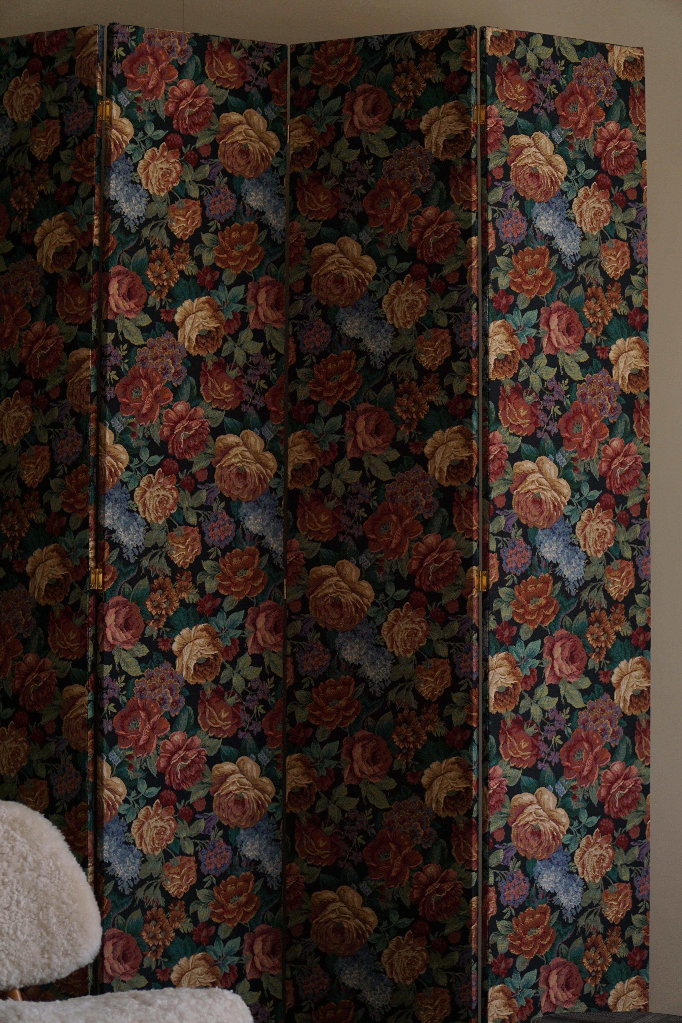 Laiton « Roomie » une séparation de pièce par eliaselias en tissu vintage, design danois, 2023 en vente