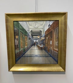 Le Bistro, Passage Verdeau - 21. Jahrhundert Hyperrealistisches Ölgemälde einer Stadt