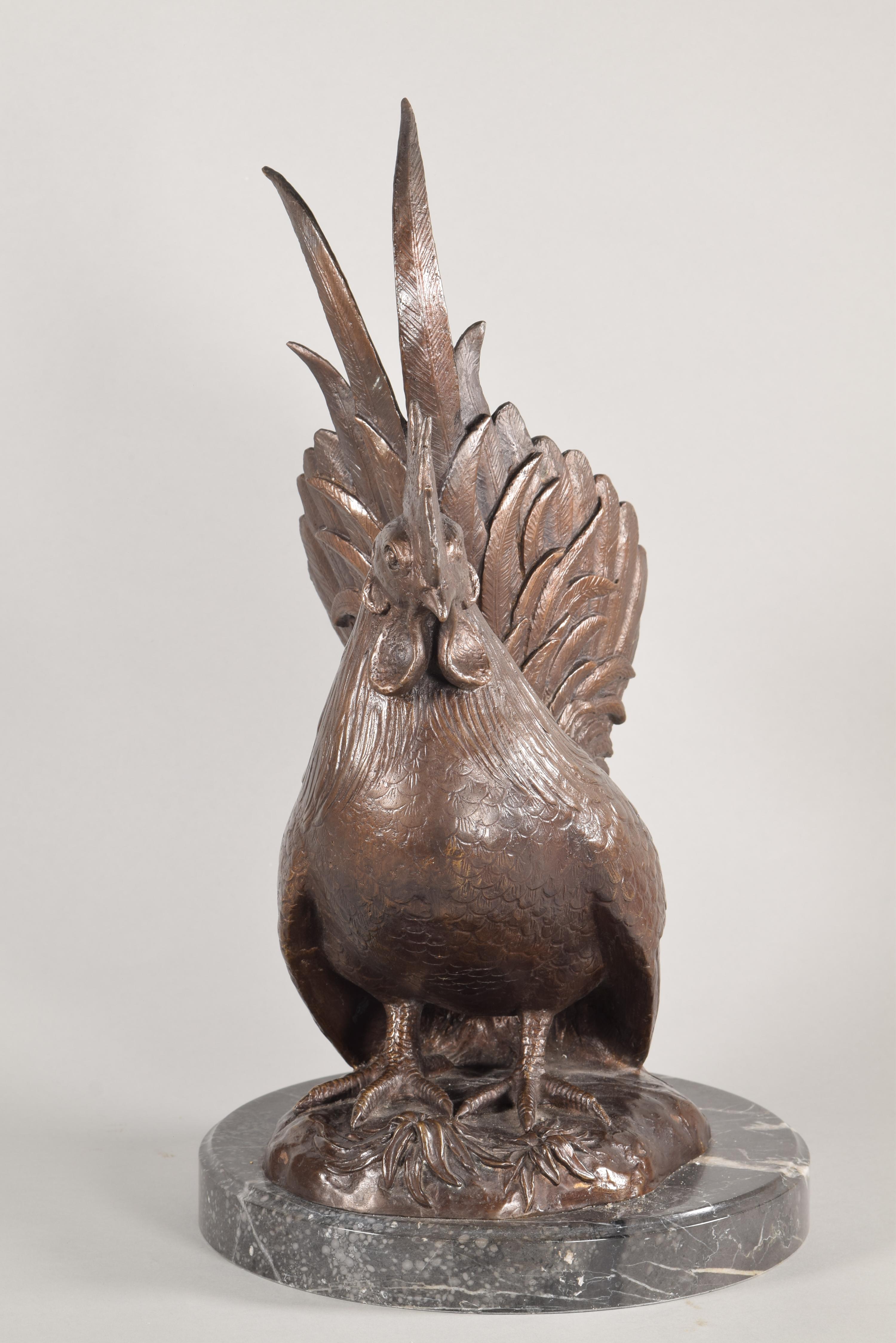 Rooster and hen, set of sculptures. Bronze, marble. 
 Pair of bronze sculptures, each located on a marble base, showing two perched birds. The rooster appears with slightly drooping wings, just like the hen, which is on its nest and accompanied by