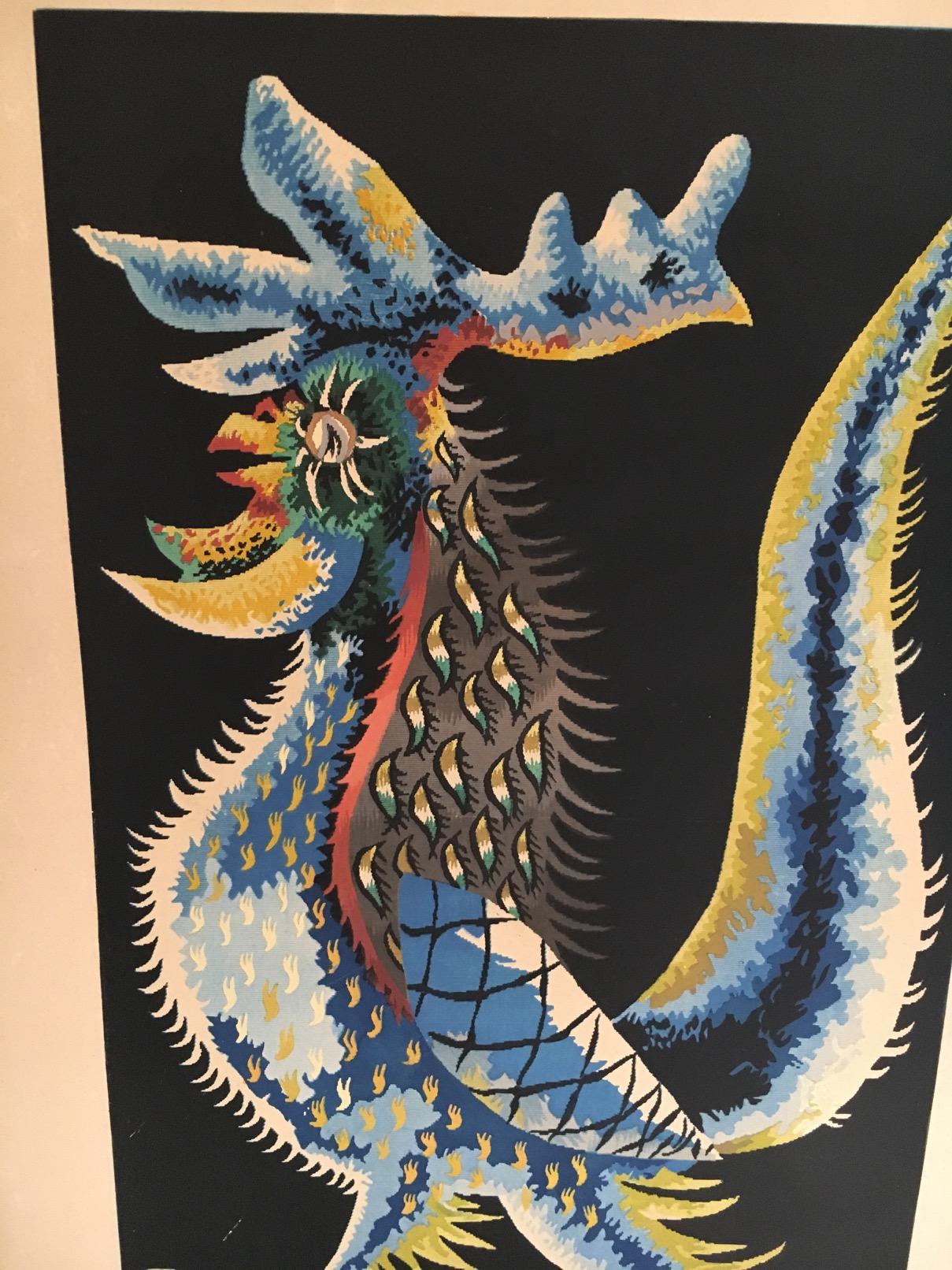 Cette impression de coq est une œuvre signée par le designer français Jean Lurçat. Circa 1970.