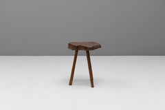 Tavolo treppiede con piano radice