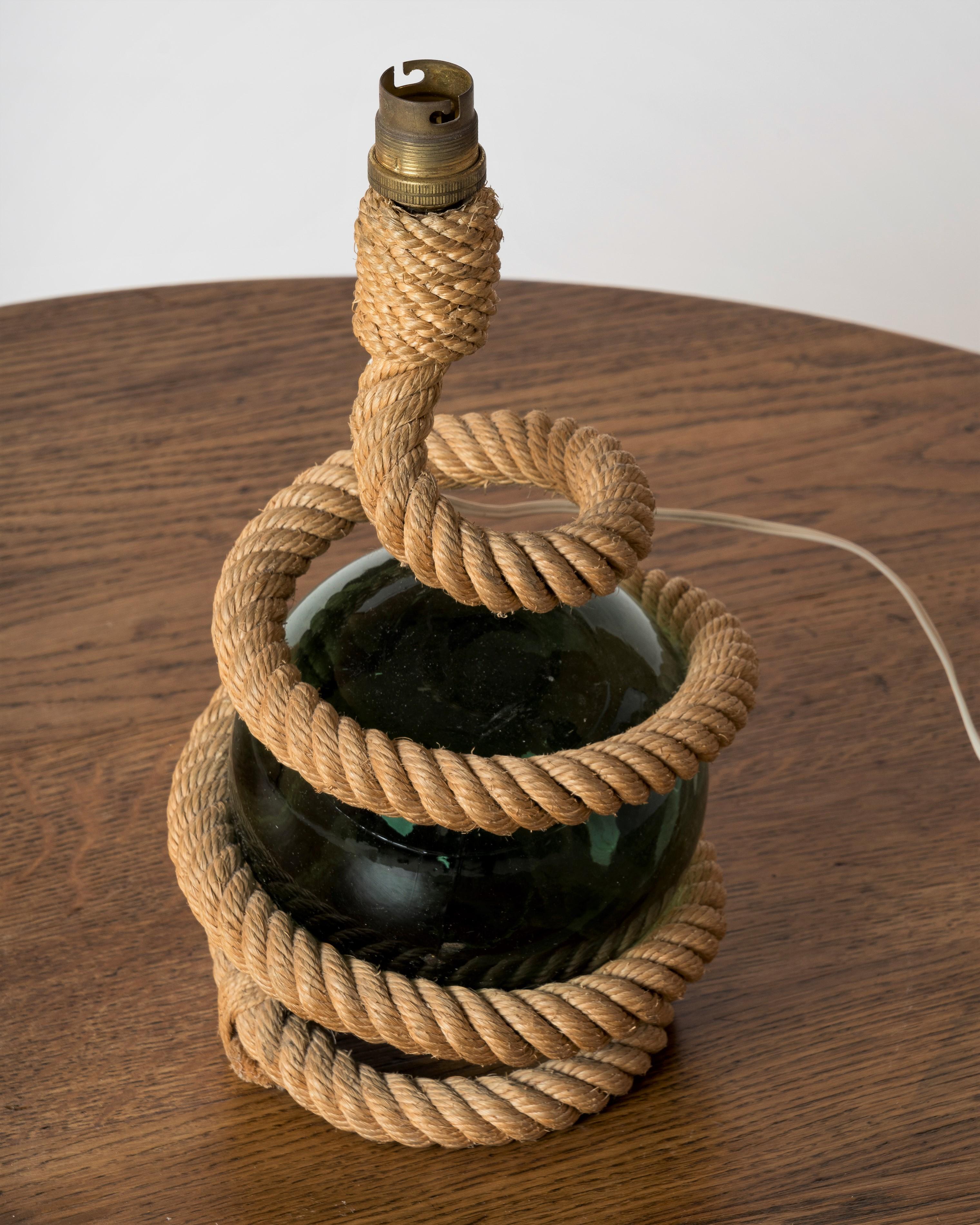 Rope and Marine Green Glass Ball Table Lamp Att. Audoux Minnet, France 1960s In Good Condition For Sale In New York, NY