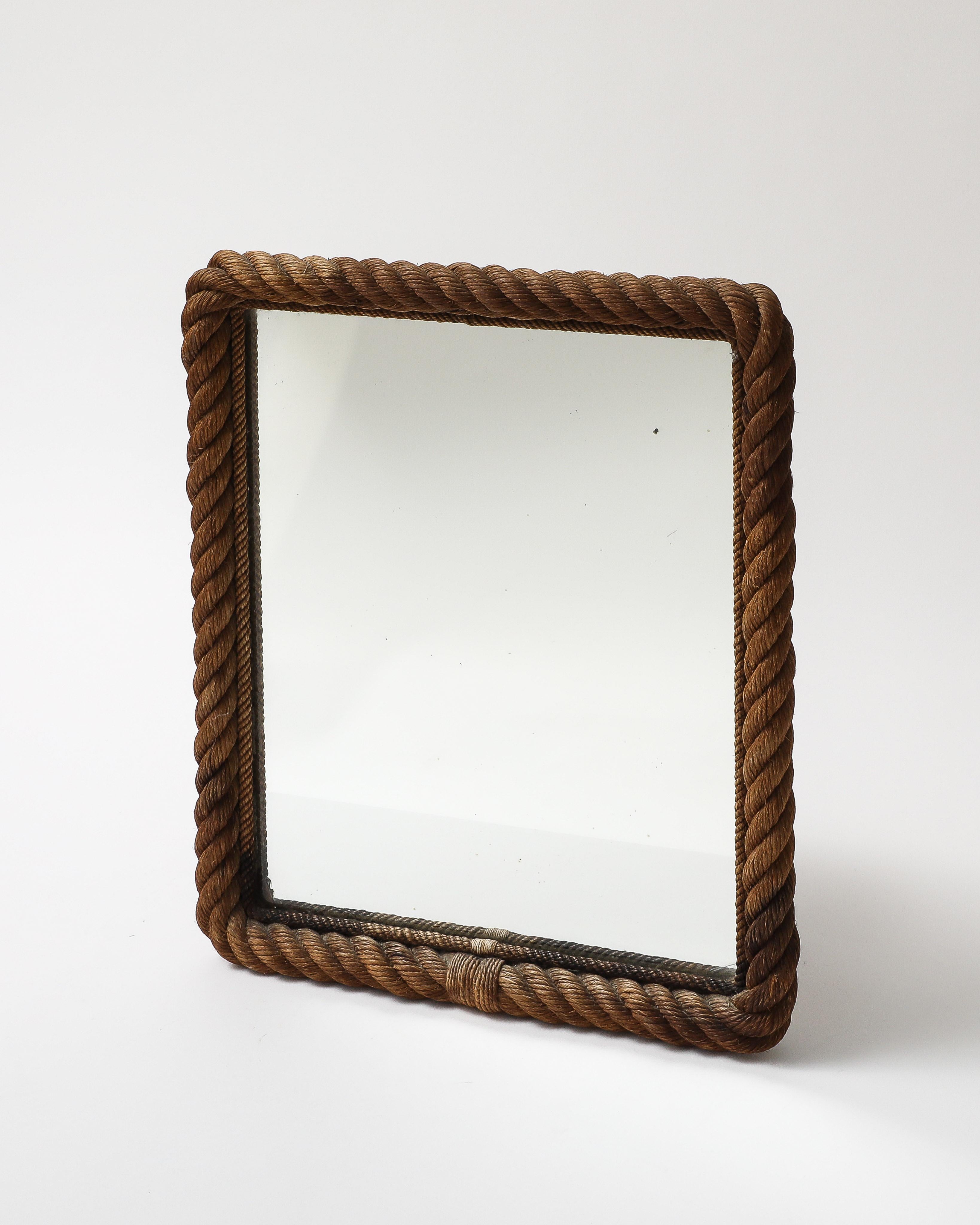 Miroir avec cadre en corde par Adrien Audoux & Frida Minet.