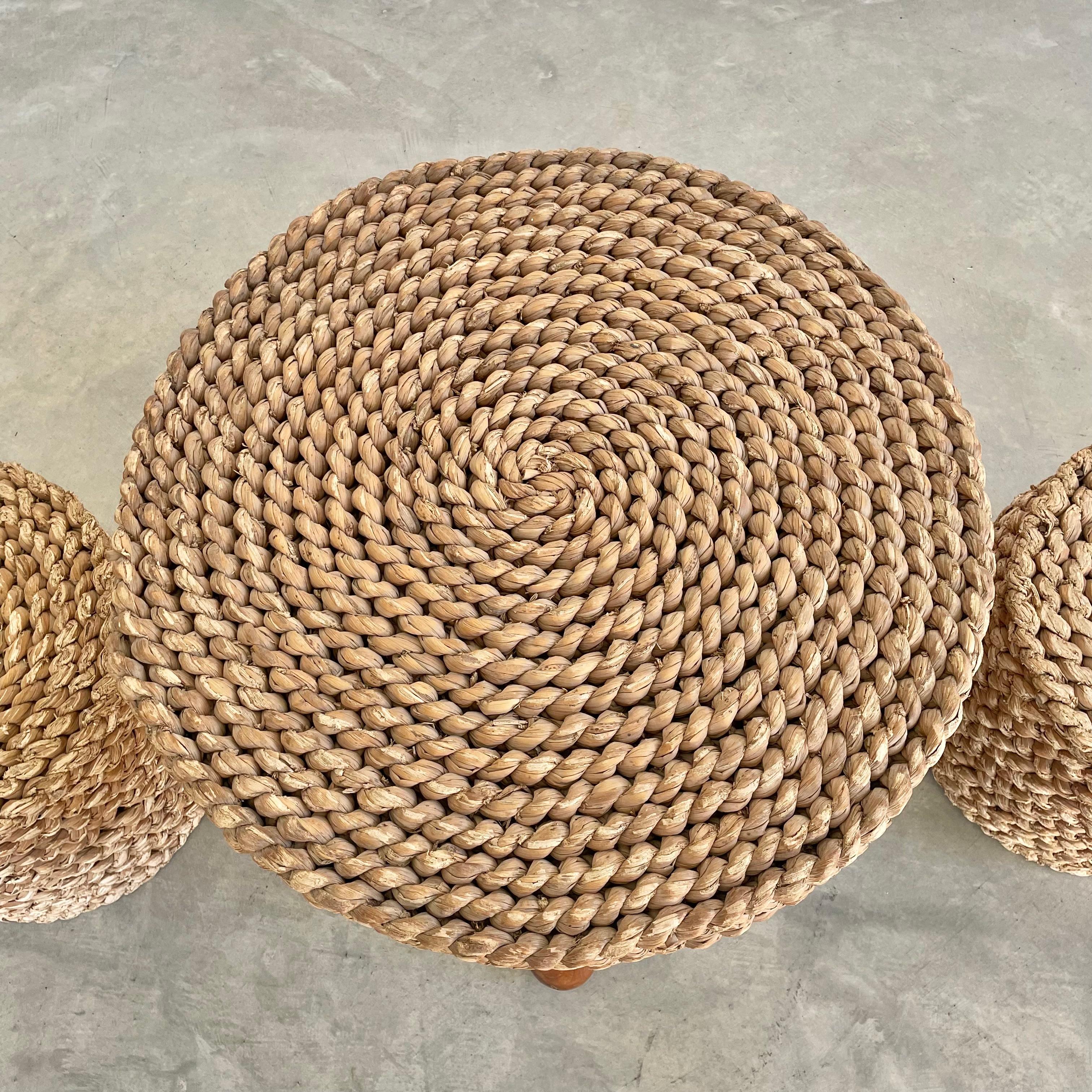Rope and Wood Table with Two Nesting Stools, 1960s France For Sale 7