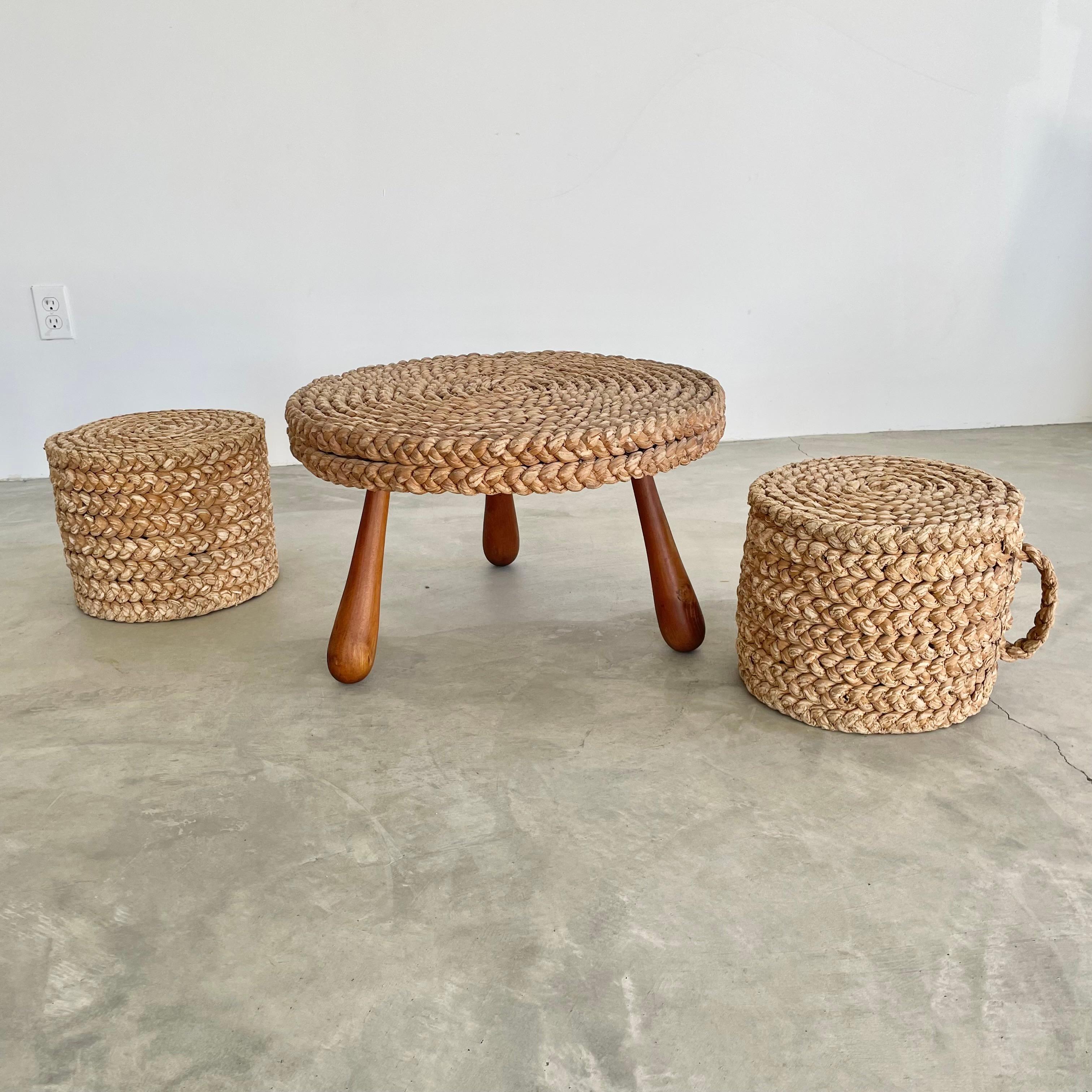 Rope and Wood Table with Two Nesting Stools, 1960s France In Good Condition For Sale In Los Angeles, CA