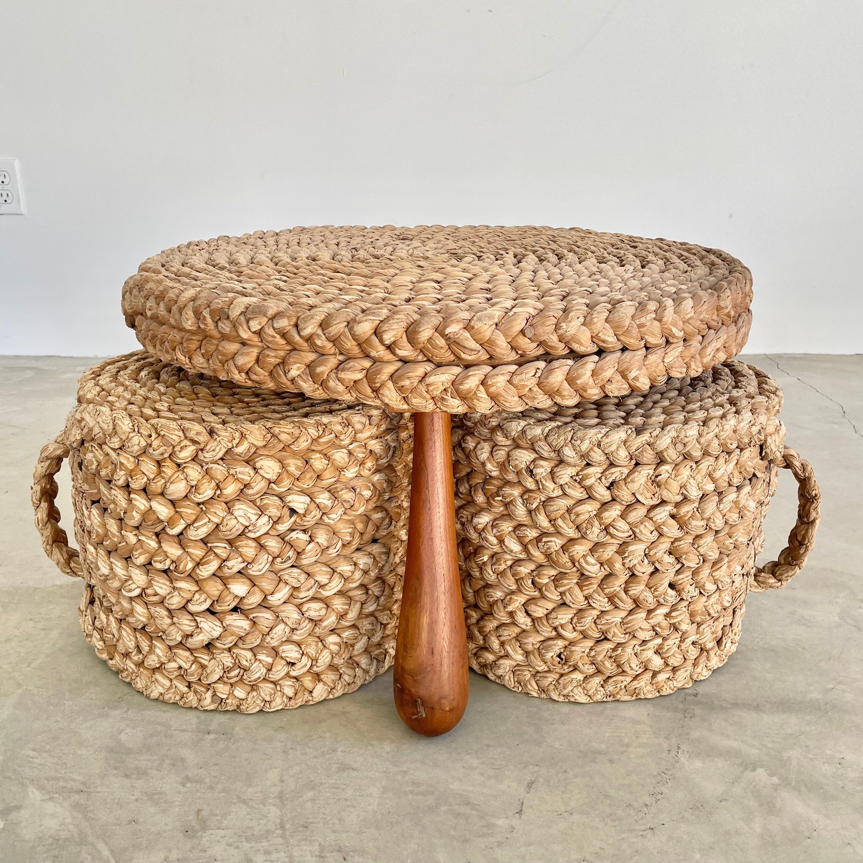 Mid-20th Century Rope and Wood Table with Two Nesting Stools, 1960s France For Sale