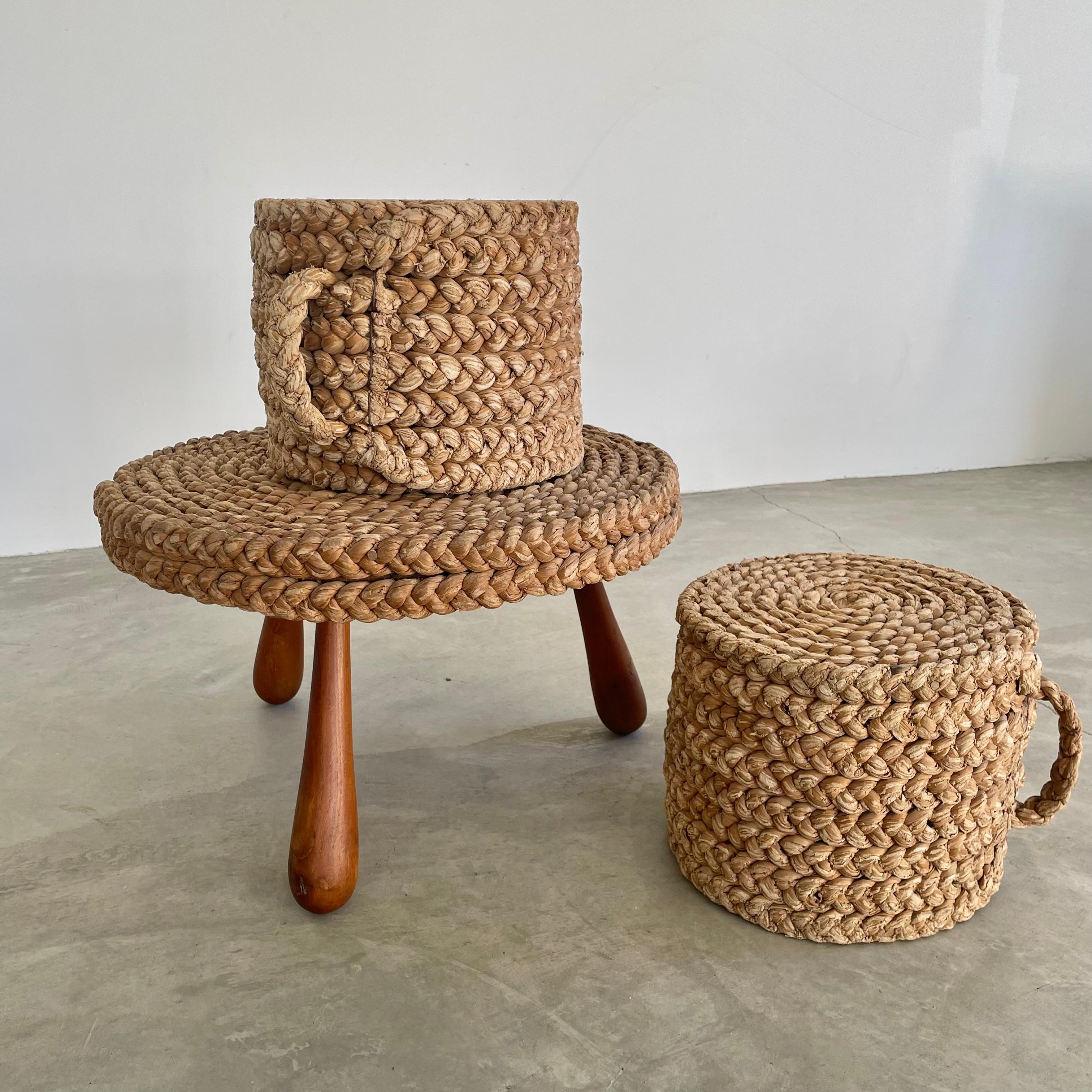 Rope and Wood Table with Two Nesting Stools, 1960s France For Sale 1
