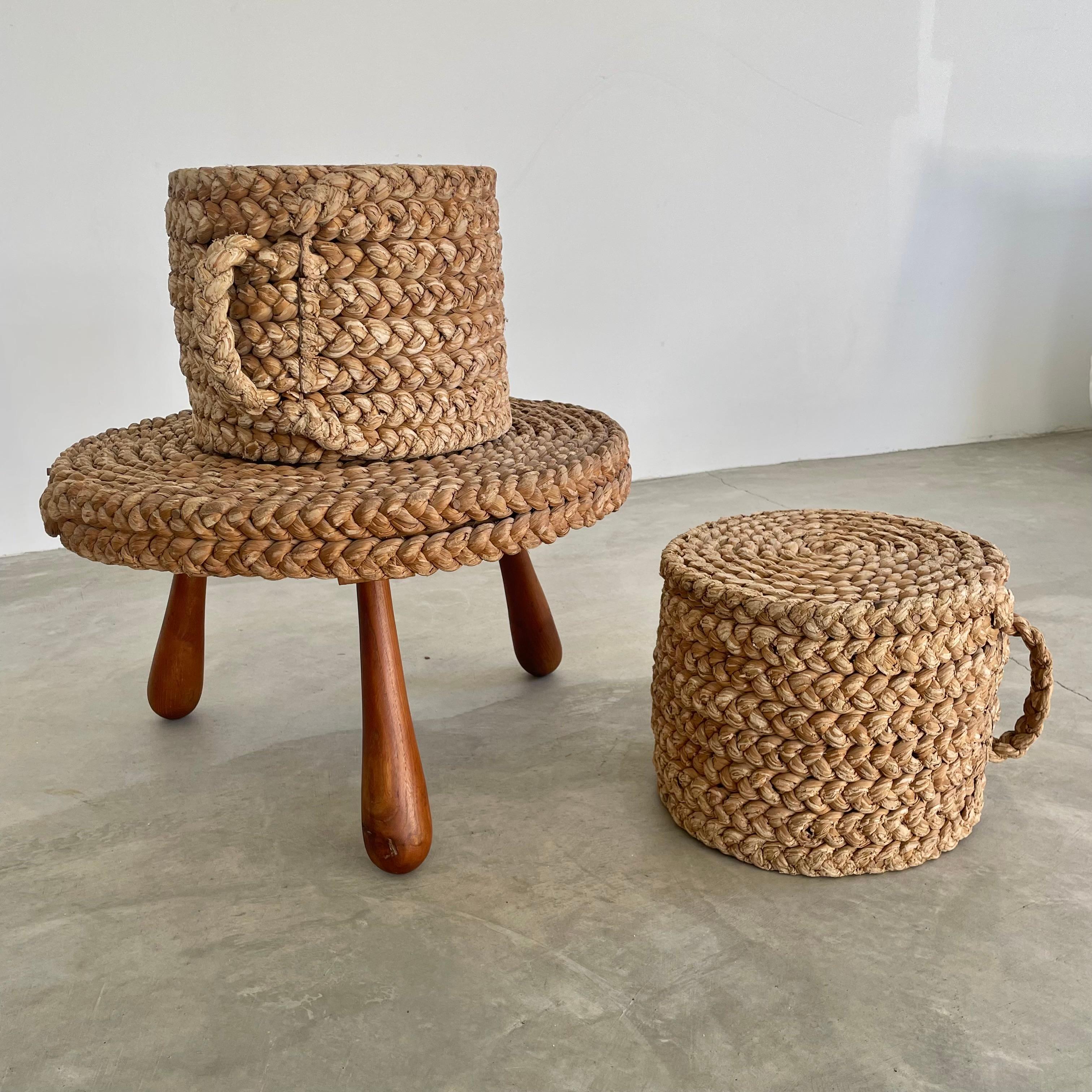 Rope and Wood Table with Two Nesting Stools, 1960s France For Sale 2
