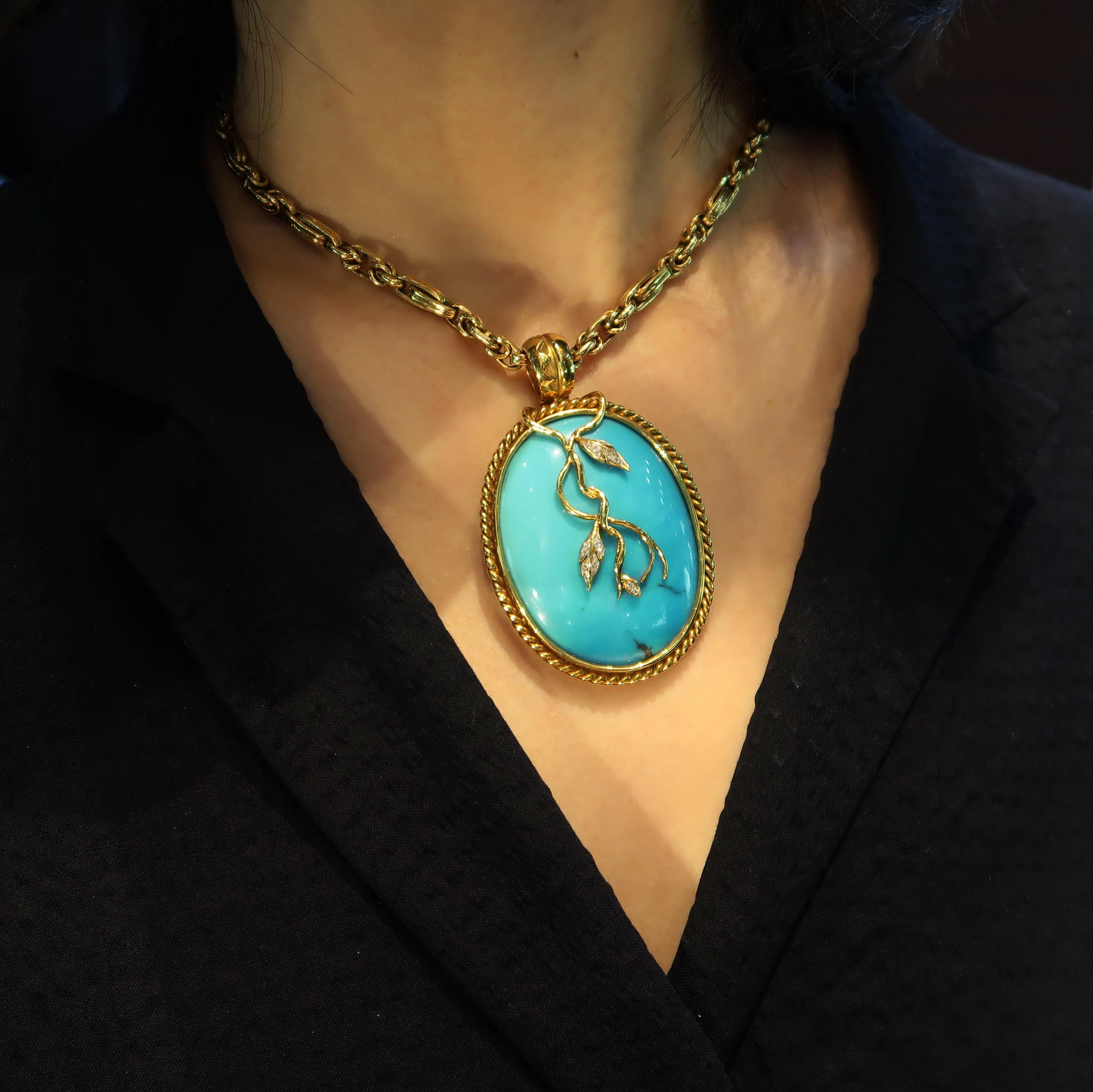 Rope Detail Openable Pendant Cabochon Turquoise Diamond Vine Gold Link Chain In New Condition For Sale In Bangkok, TH