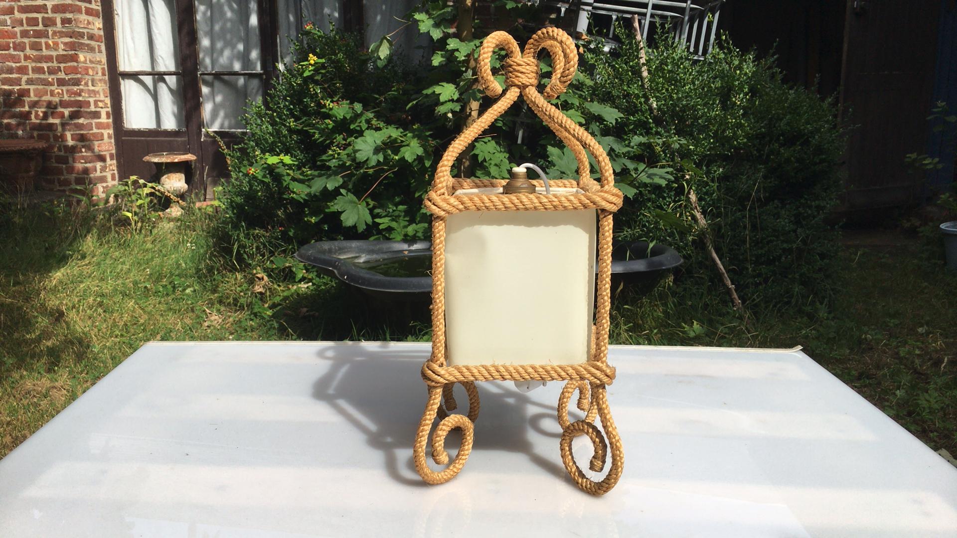 Rope lantern chandelier Audoux Minet, circa 1960.
Nautical style.
Lantern / Height / 15' / 8