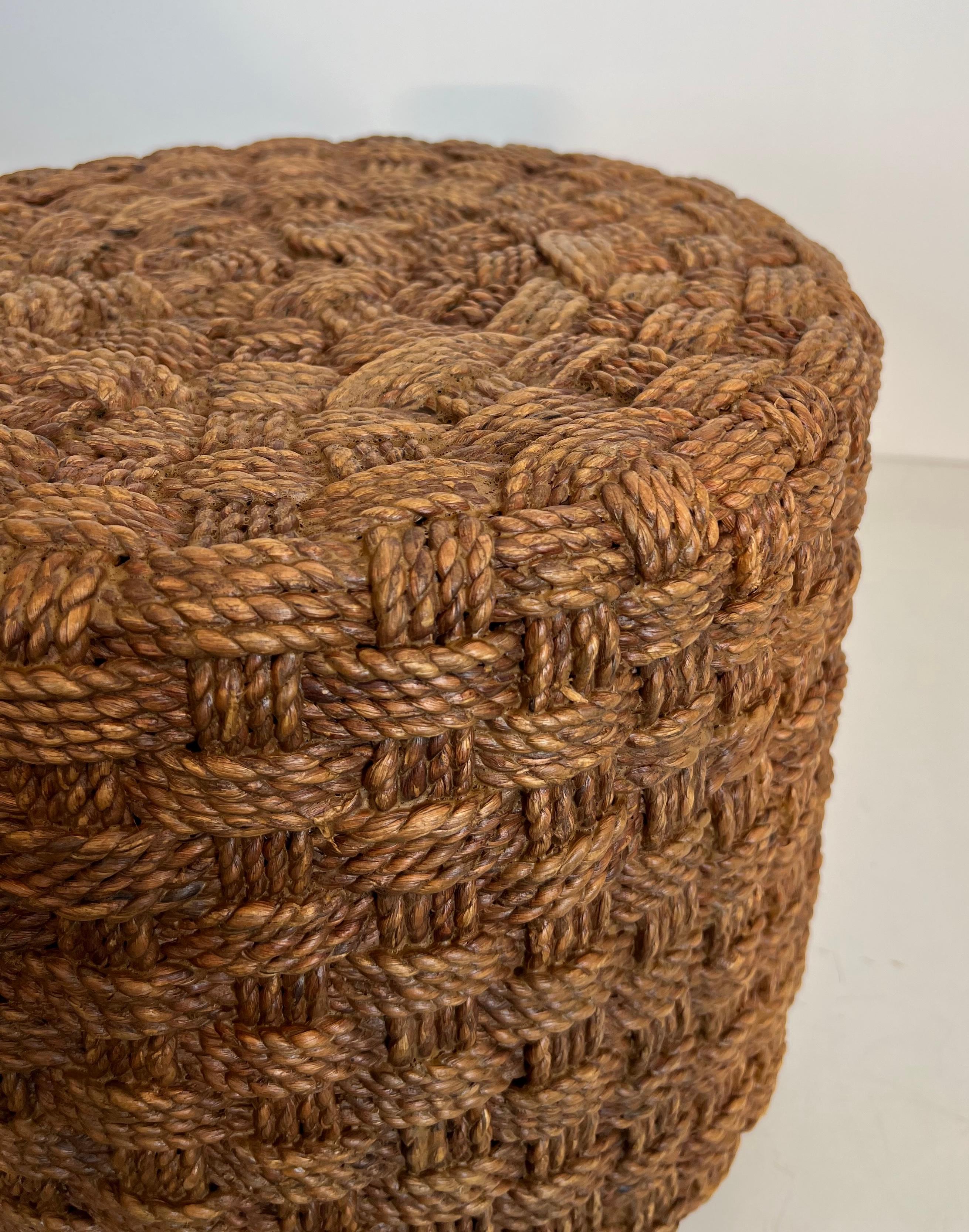 Tabouret en corde à pieds ronds en bois dans le style d'Audoux Minet en vente 7