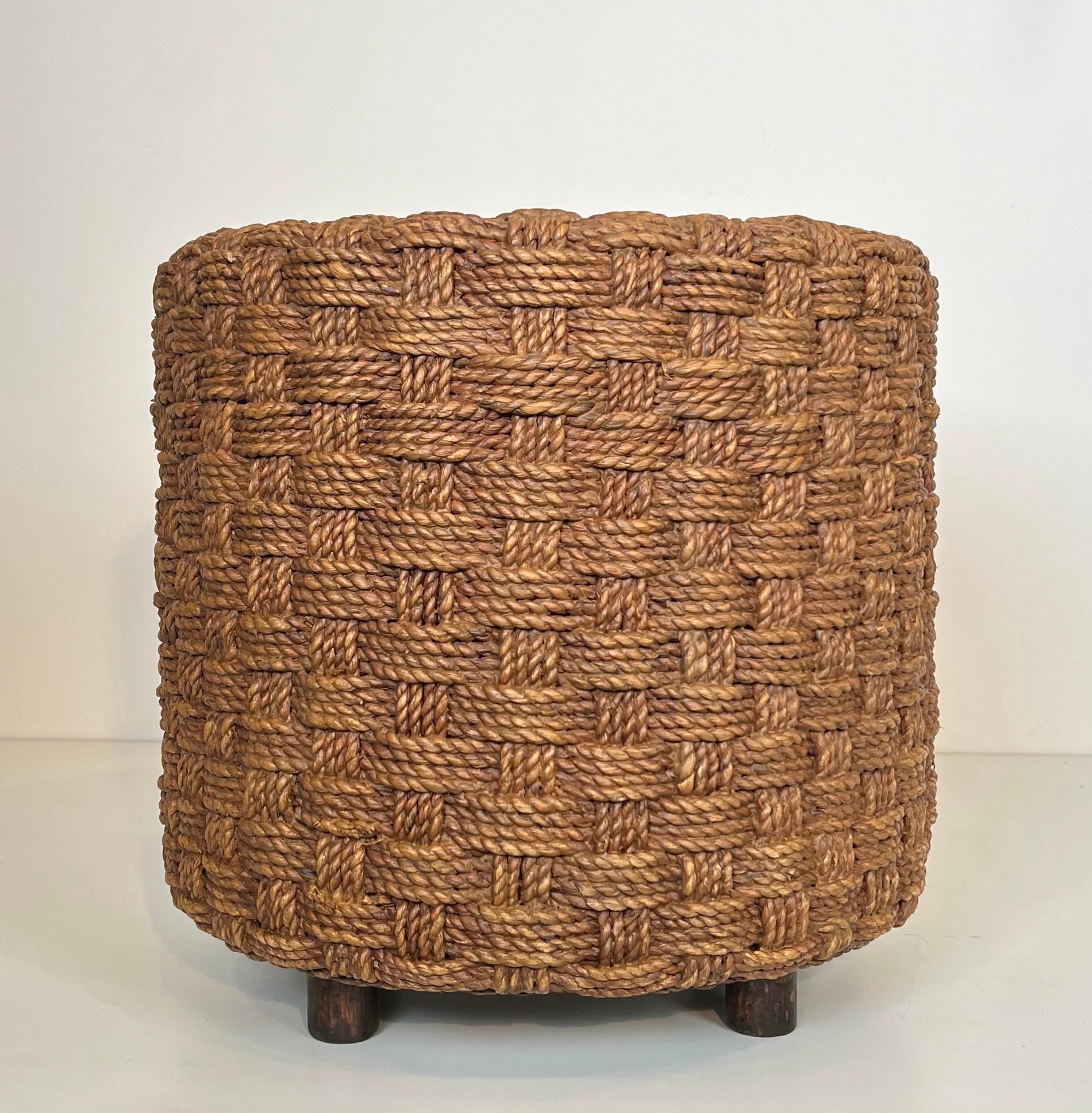 Tabouret en corde à pieds ronds en bois dans le style d'Audoux Minet Bon état - En vente à Marcq-en-Barœul, Hauts-de-France