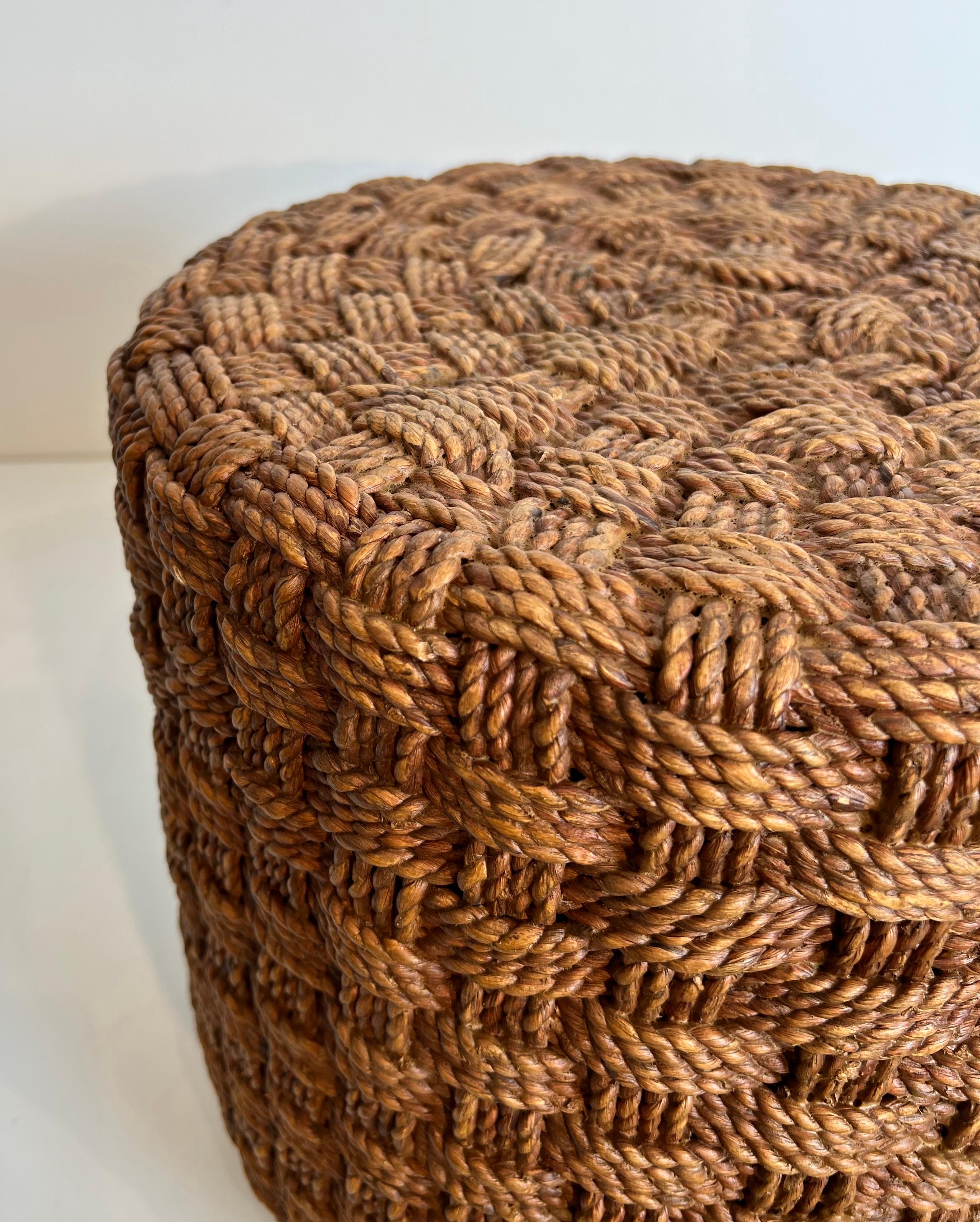 Corde Tabouret en corde à pieds ronds en bois dans le style d'Audoux Minet en vente