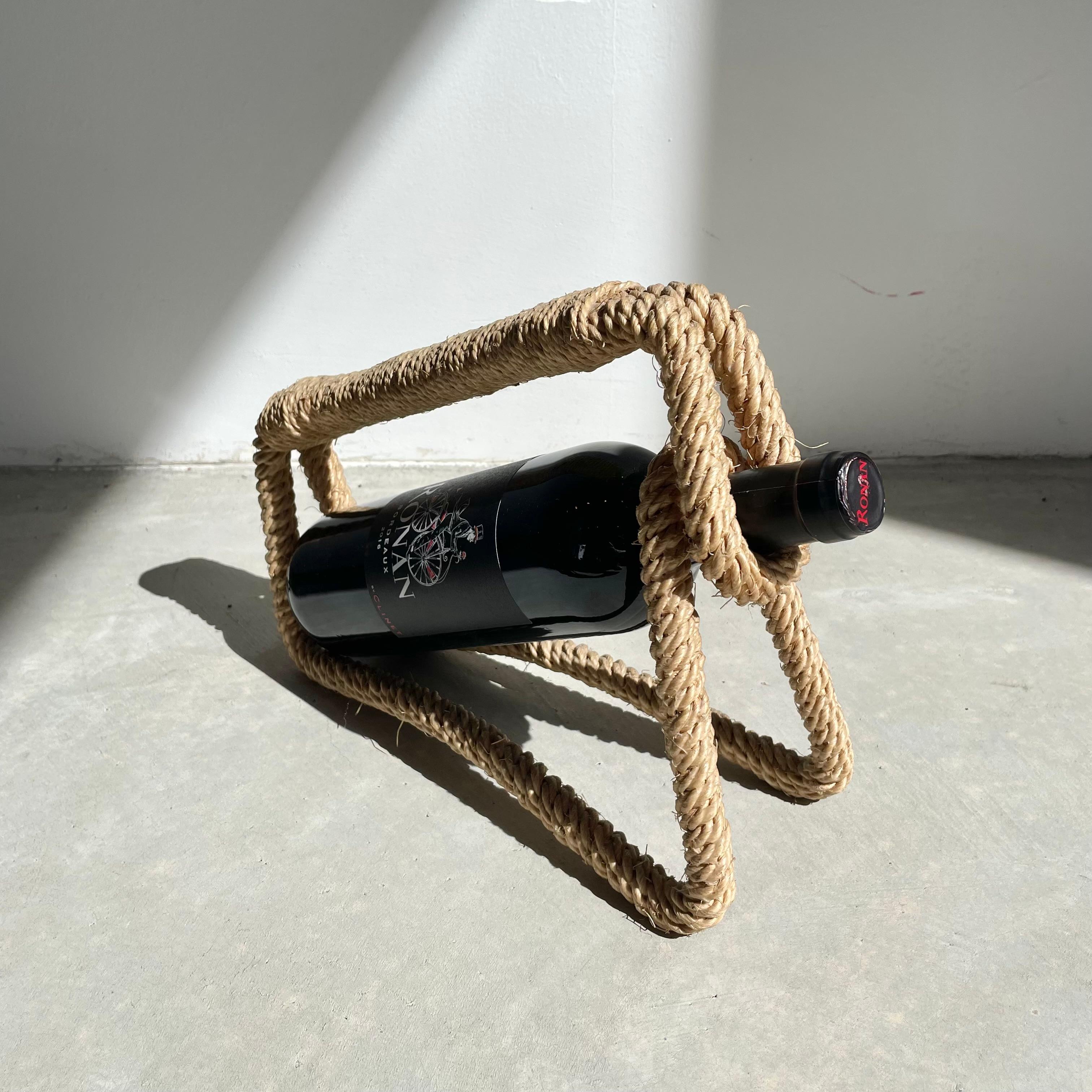 string bottle holder