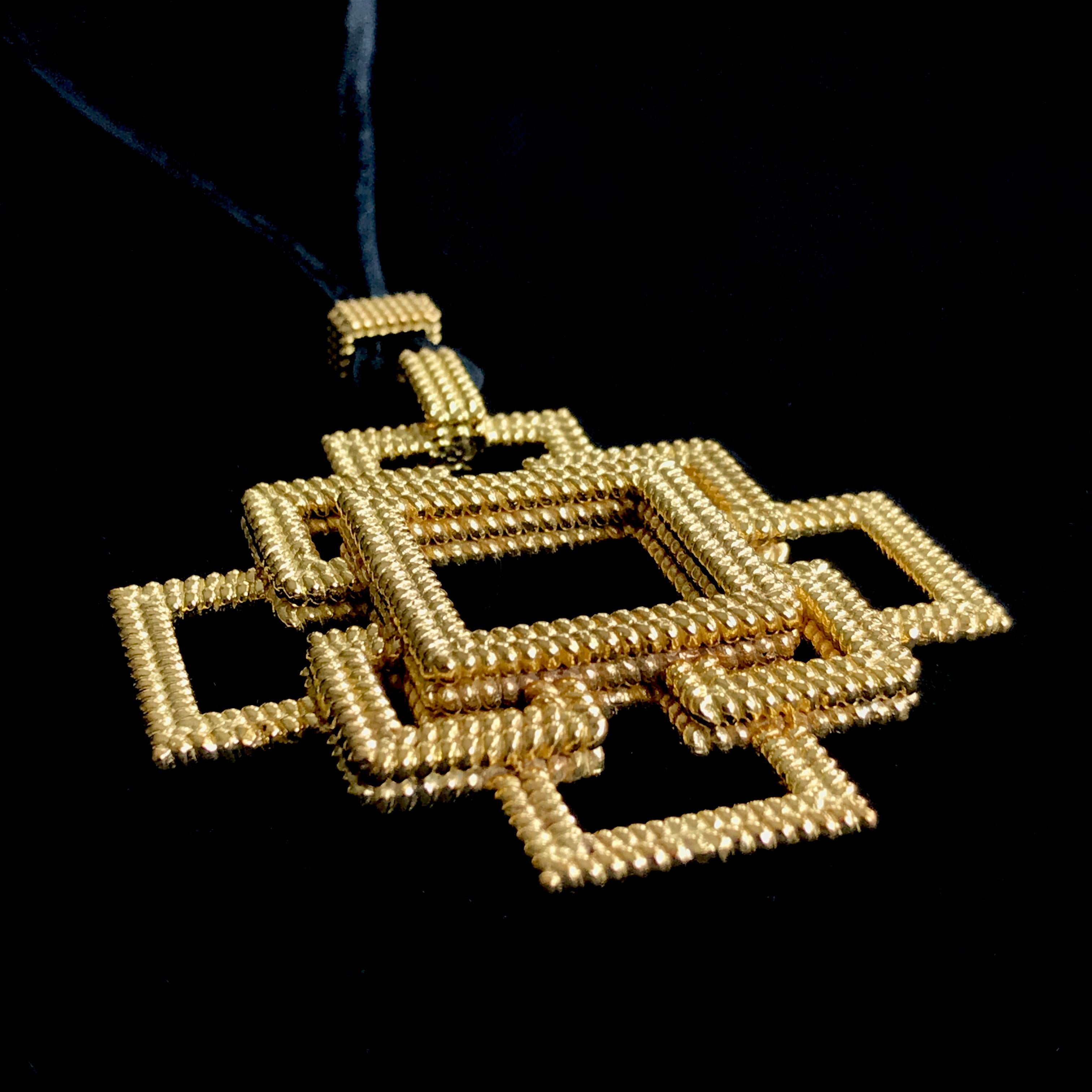 Donna Ciondolo Ropetwist Stepped Squares su cinturino in pelle in vendita