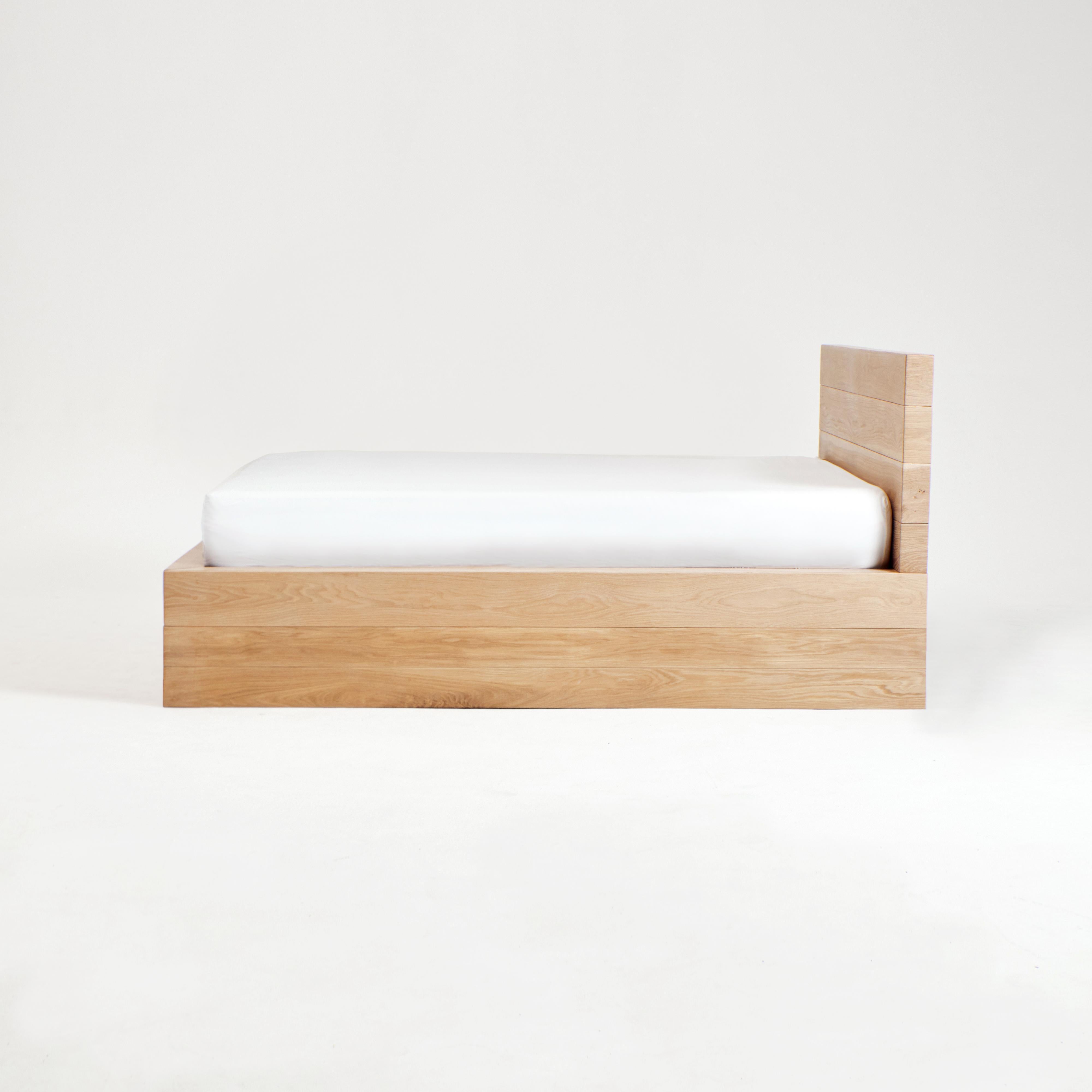 Roque Bed in Oak For Sale 3