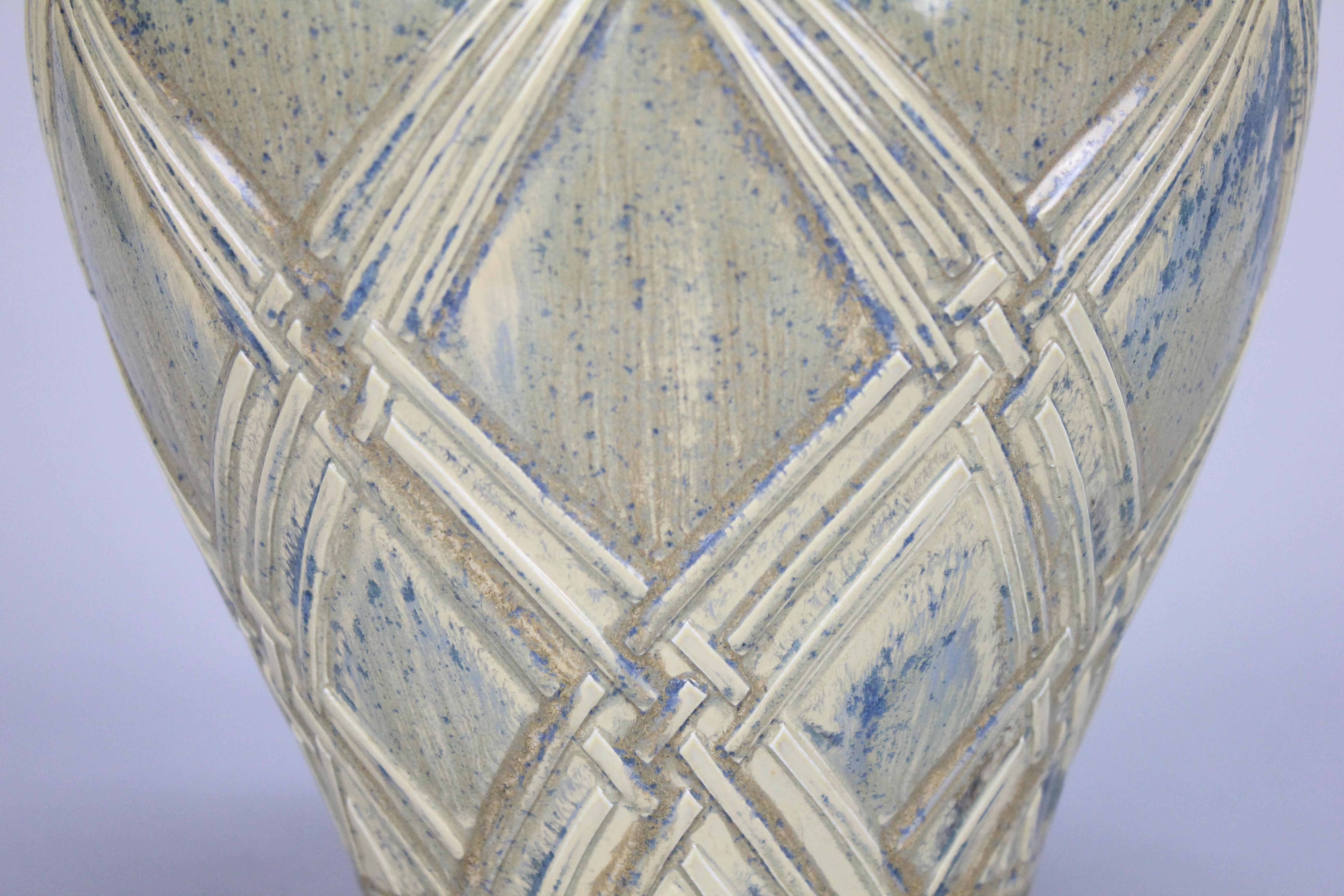 Cotto Coppia di vasi Grace svedesi Rörstrand, 1930 circa in vendita