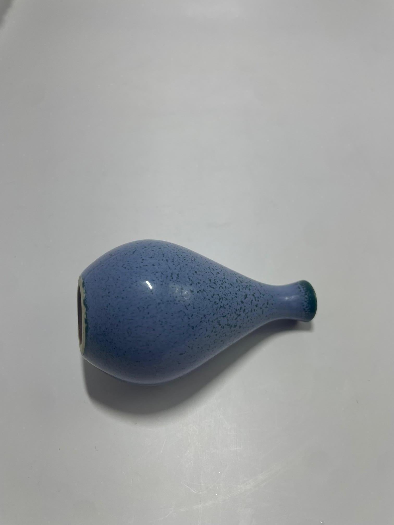 Svedese Rörstrand, Bertil Lundgren - Vaso in miniatura in vendita