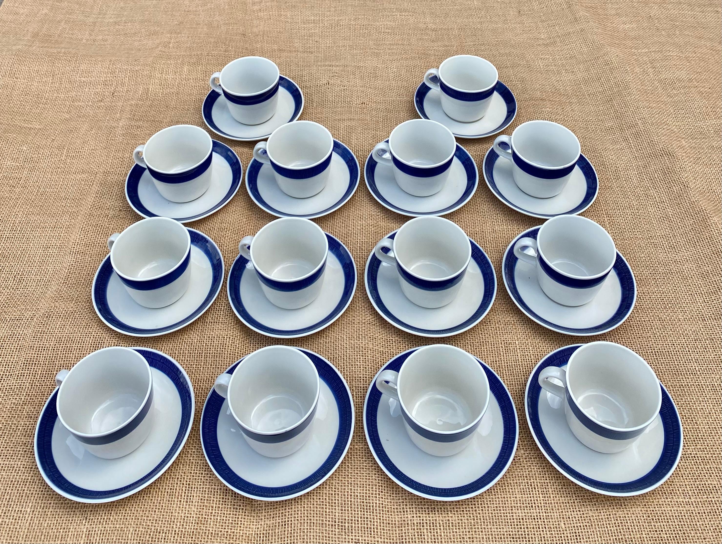 Svedese Porcellana Rörstrand by Hertha Bengtsson KOKA, set di 77 pezzi (Svezia) in vendita