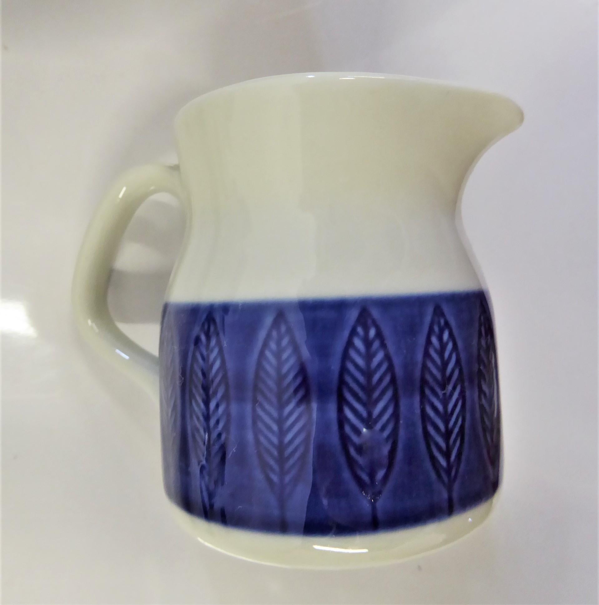 Rörstrand Coffee / Tea Set Koka Blå Pattern Designed by Hertha Bengtson, 1950s In Good Condition In Miami, FL