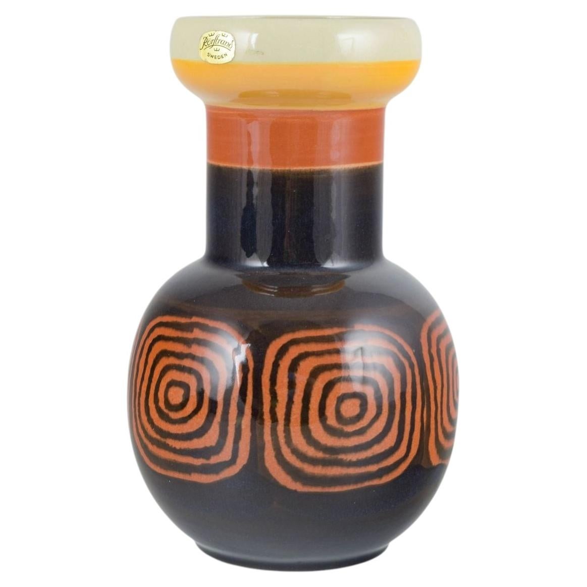 Rörstrand / Drejargruppen. Stoneware vase with spiral decoration. 1974