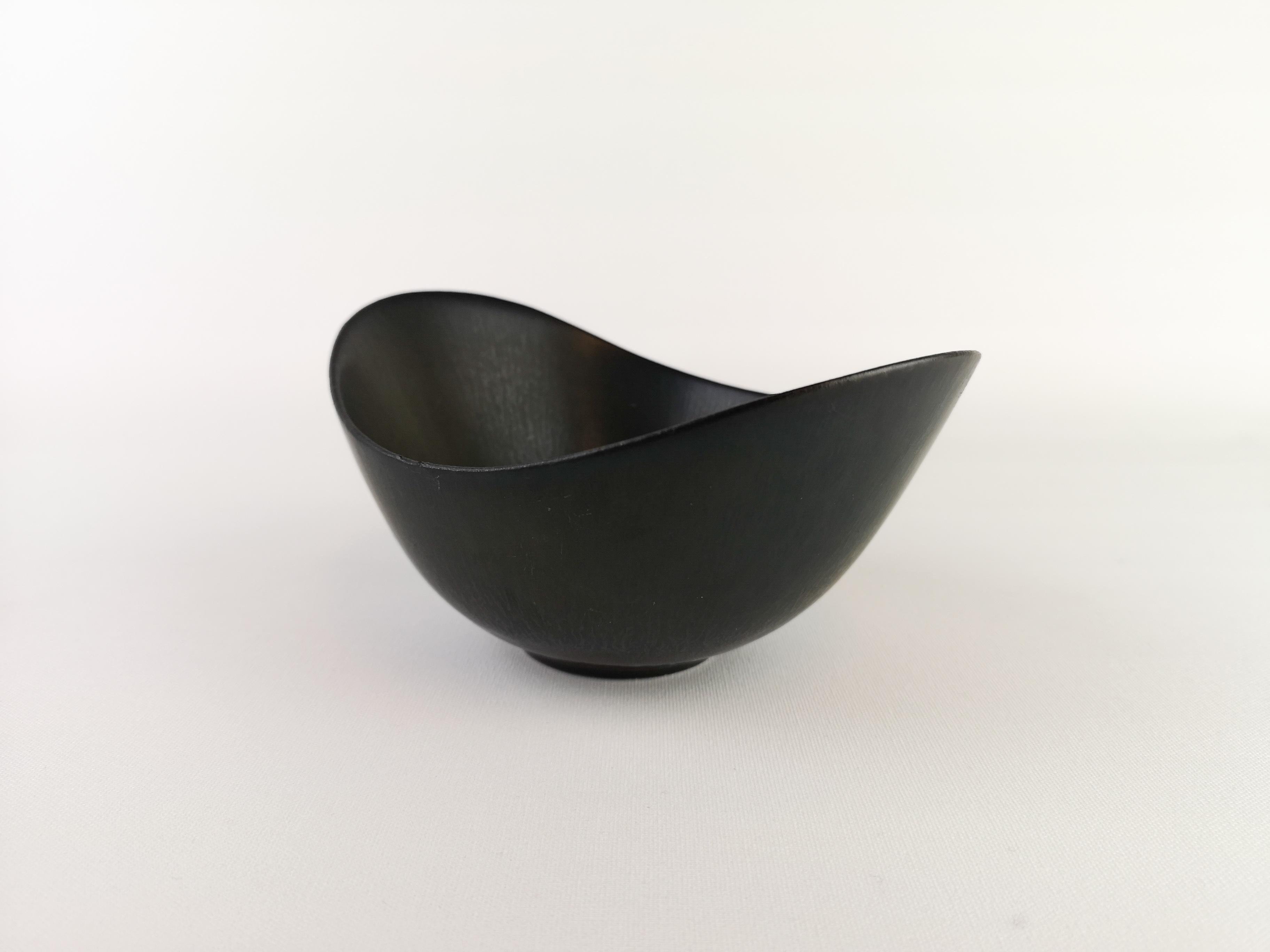 Rörstrand Gunnar Nylund Ceramic Bowl (Handgefertigt)