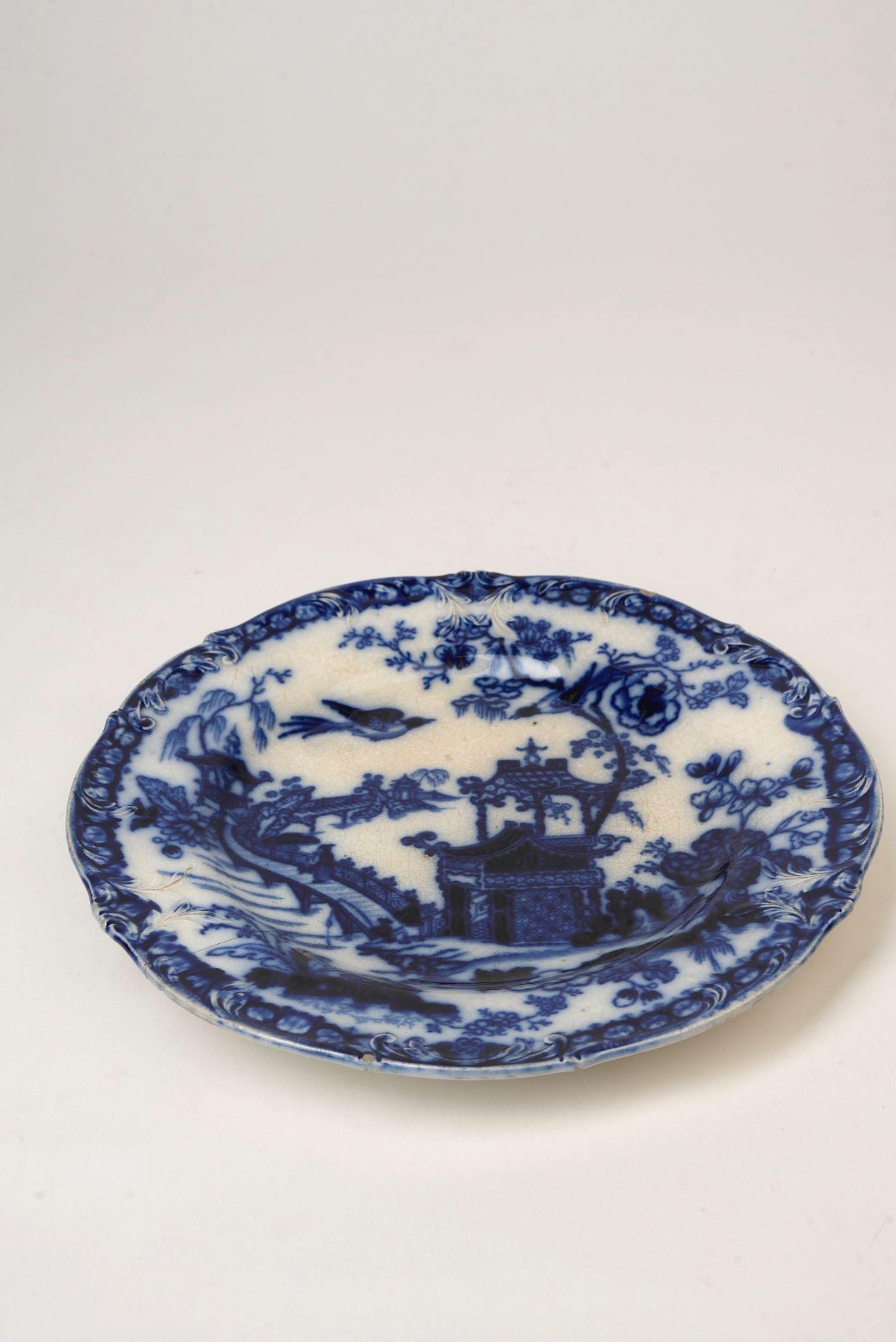 Rörstrand Pagoda Pattern Plate, 19th Century For Sale 4