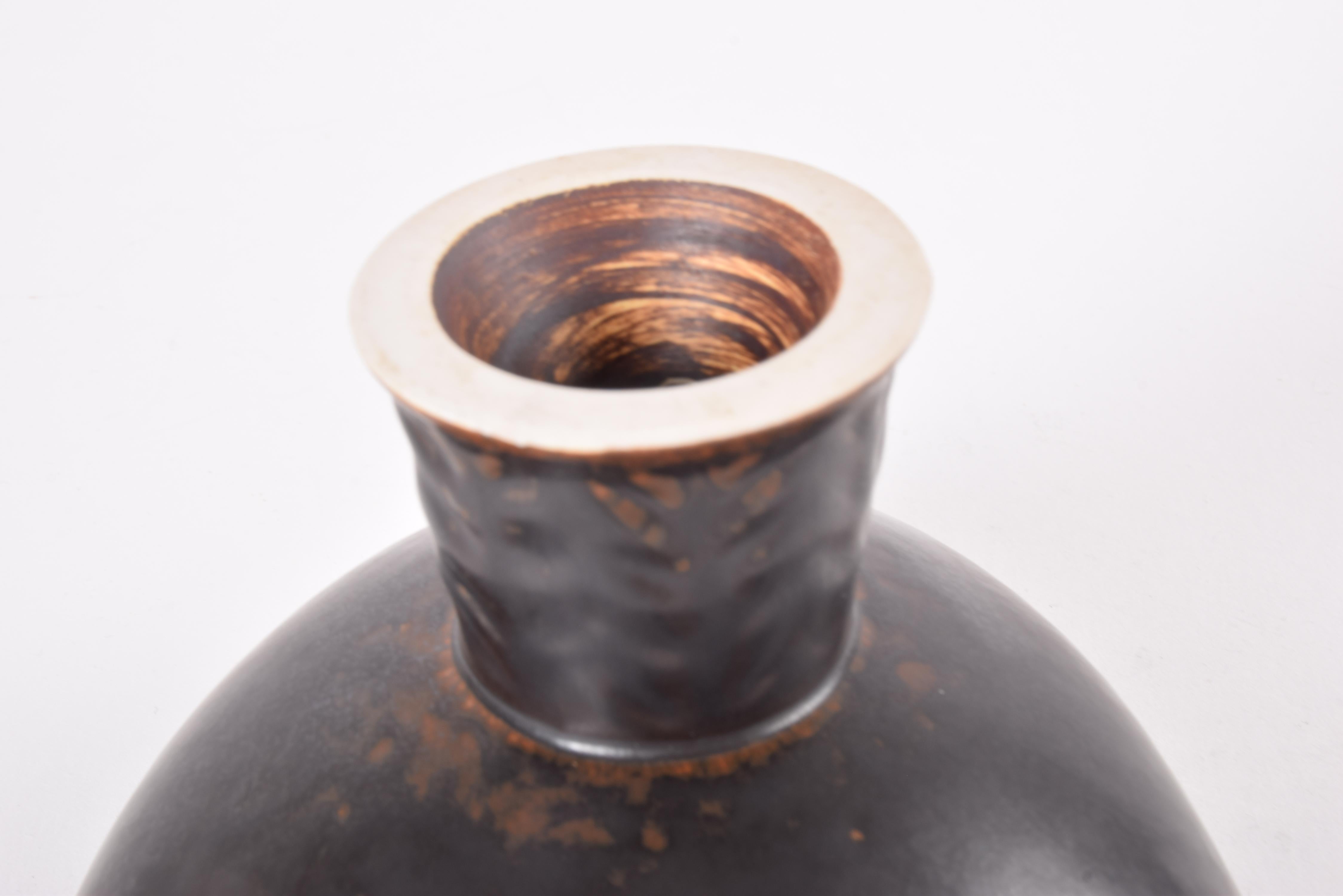 Cuenco con pie Rörstrand Sweden Esmalte marrón de Carl-Harry Stålhane, Moderno ca. 1950 en venta 4