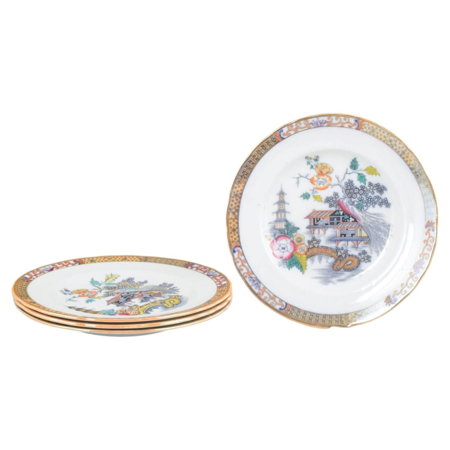Rörstrand, Sweden. Four dinner plates in faience. 'Japan' series. Early 20th C. For Sale