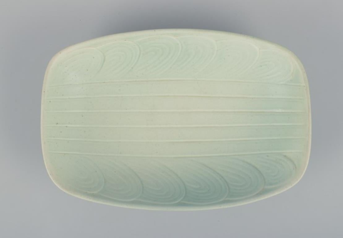 Swedish Rörstrand, Sweden. Large ceramic bowl in a modernist design. For Sale