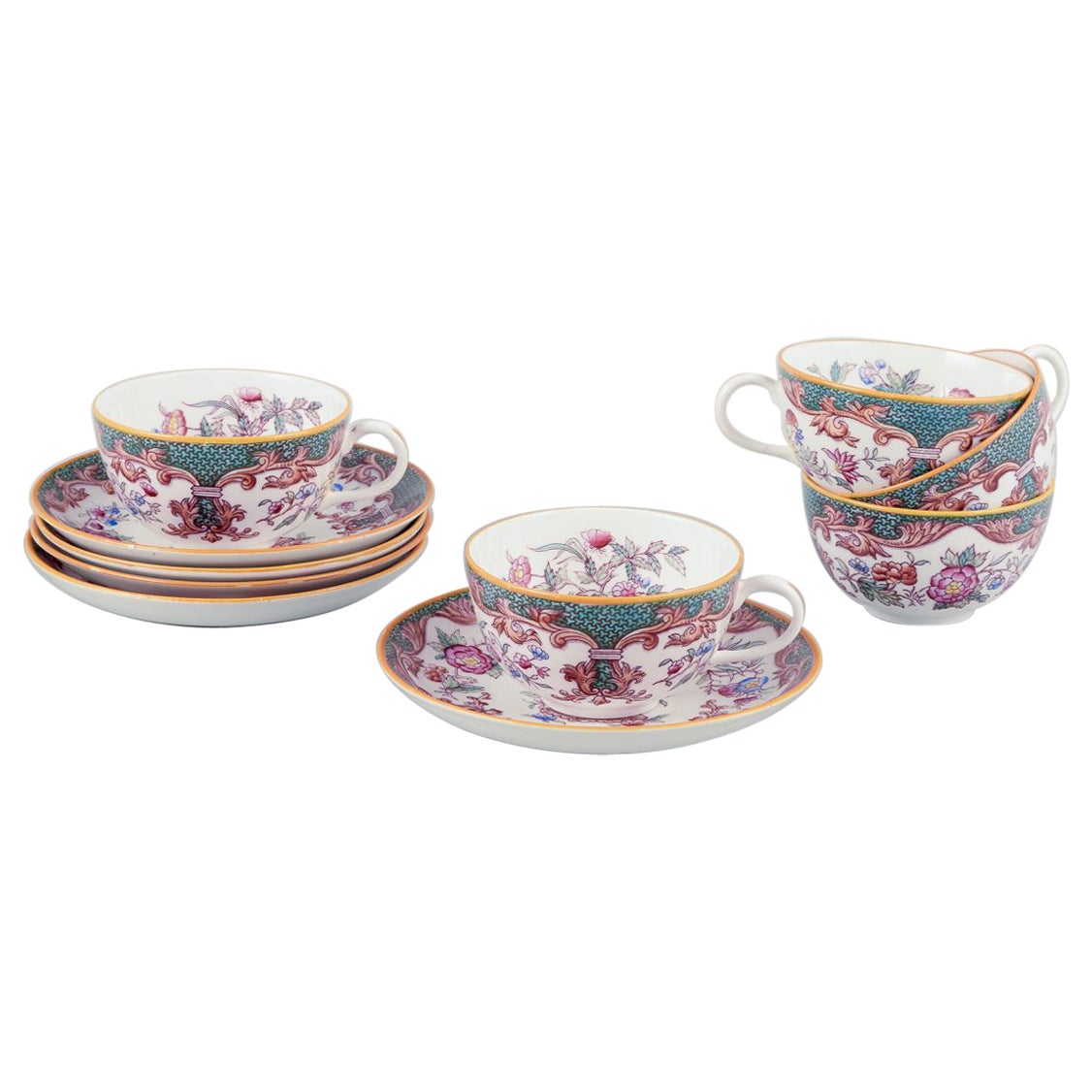 Rörstrand, Suède. Ensemble de cinq tasses à café "Formosa" avec soucoupes en faïence.