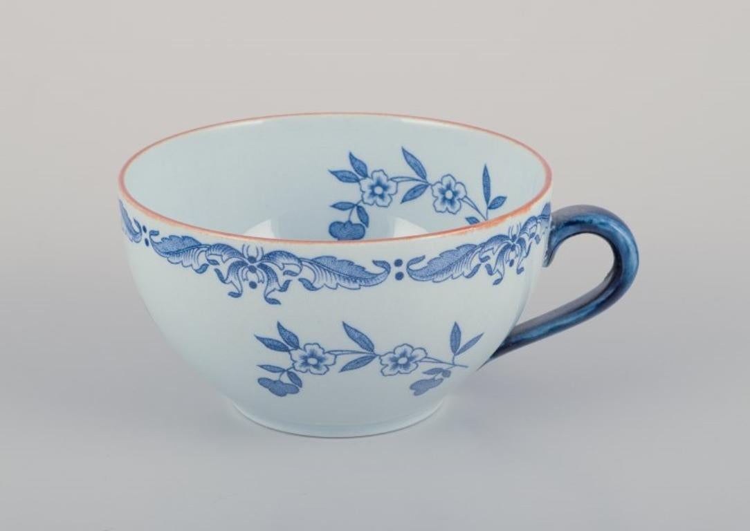 Suédois Rörstrand, Suède. Ensemble de six tasses à café et soucoupes « Ostindia » en faïence en vente