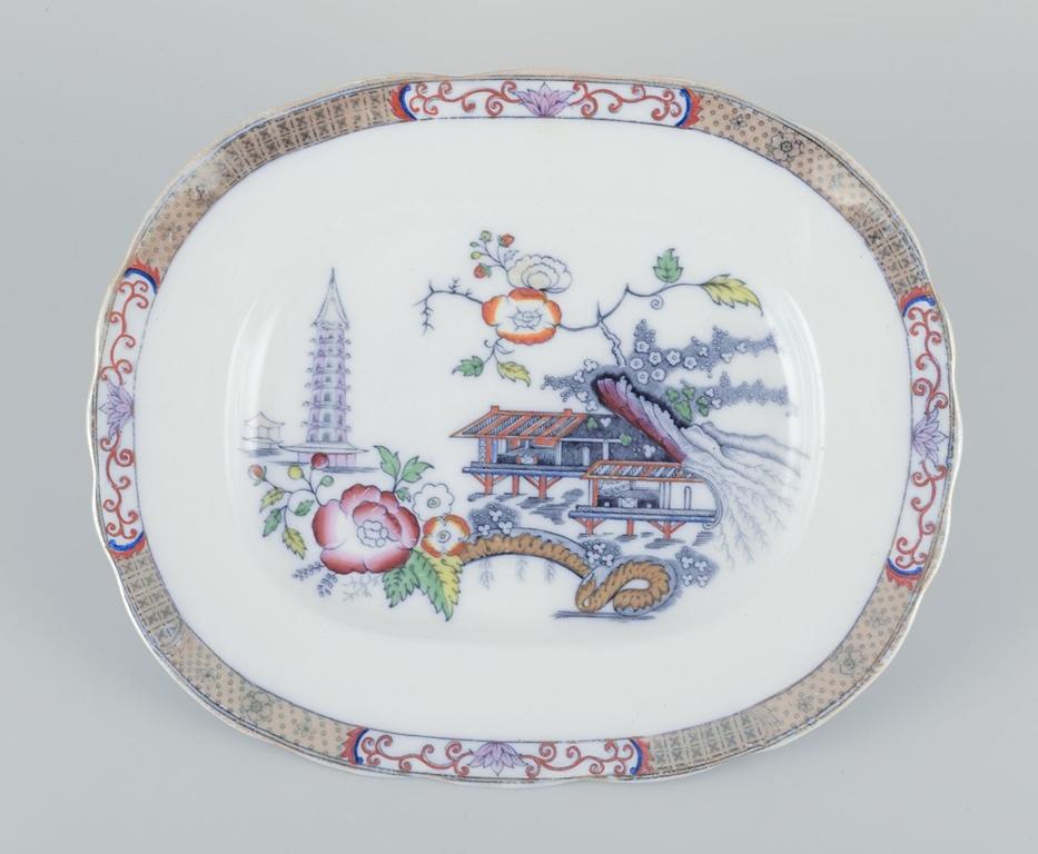 20ième siècle Rörstrand, deux plats ovales en faïence 