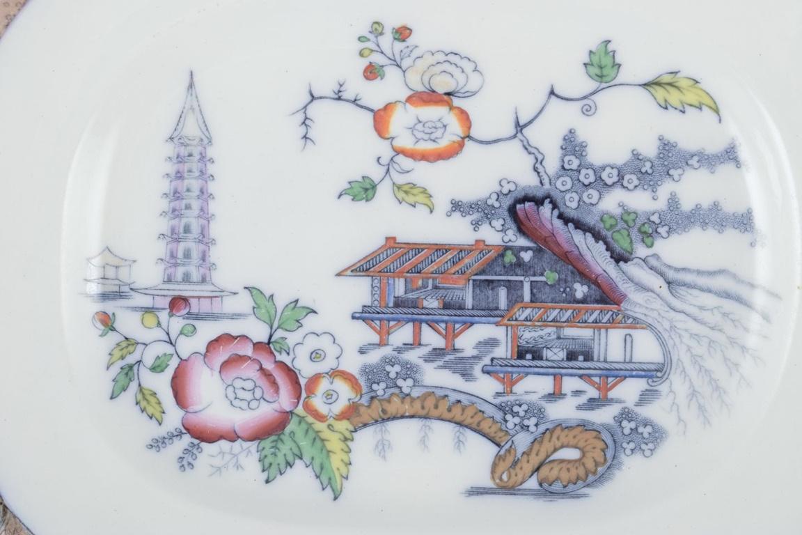 Faïence Rörstrand, deux plats ovales en faïence 