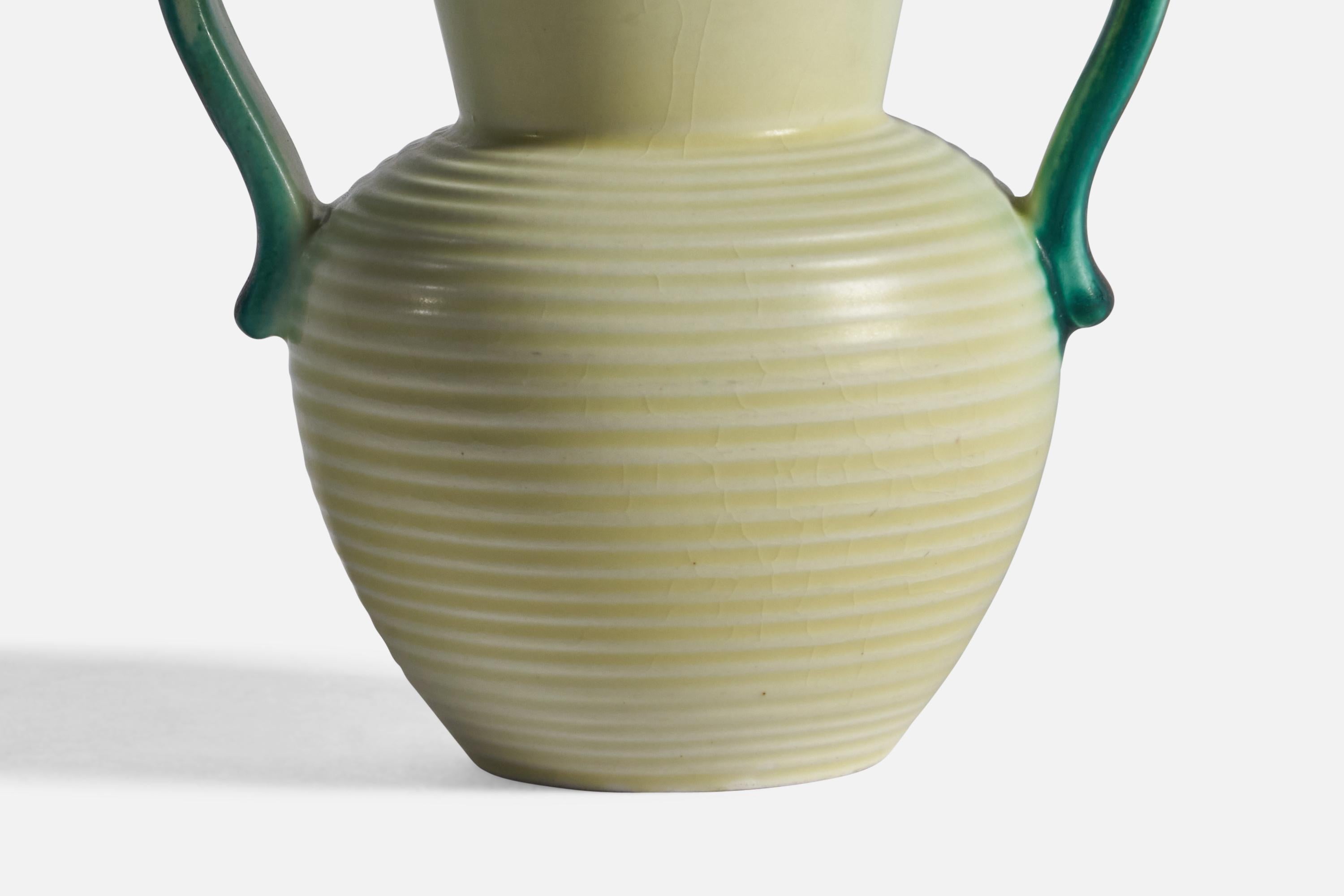 Rörstrand, Vase, Stoneware, Sweden, 1940s In Good Condition For Sale In High Point, NC