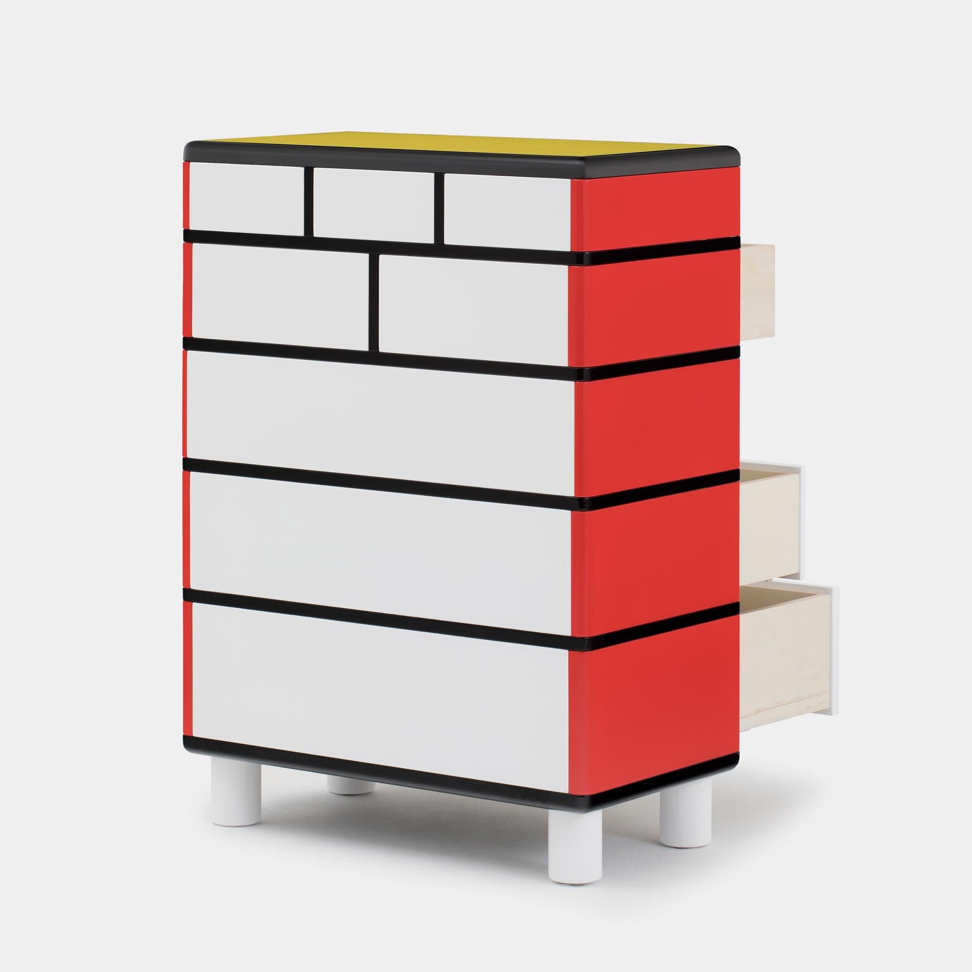 ROSA chest of drawers in Wood by George J. Sowden by Post Design collection/Memphis

The product is purchased with authenticity certificate and guarantee stamp.

Additional Information:
Chest of drawers in lacquered wood, top in plastic