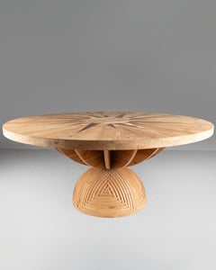 Tisch "Rosa dei Venti", entworfen von Mario Ceroli für Mirabili, Italien, 1972.