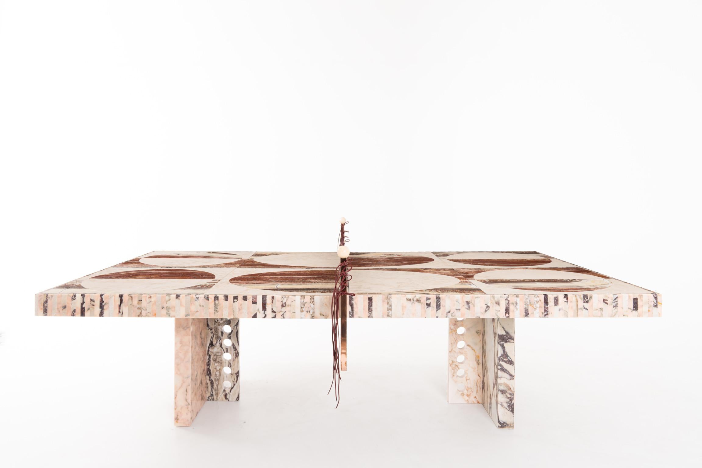 Table de salle à manger Ping Pong Rosa Portogallo à 12 places Neuf - En vente à Miami, FL