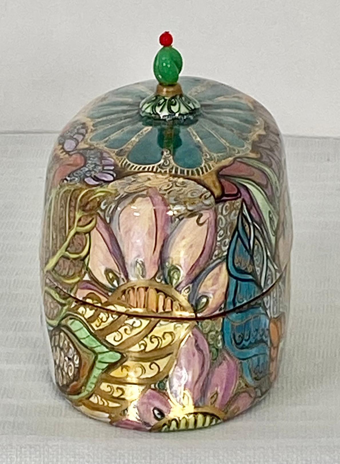 Rosalie Wynkoop Vintage Studio Art pottery tin glazed terracotta lidded box. 7.5 inches wide by 4 inches deep by 6 inches high. In very good original condition no damage.